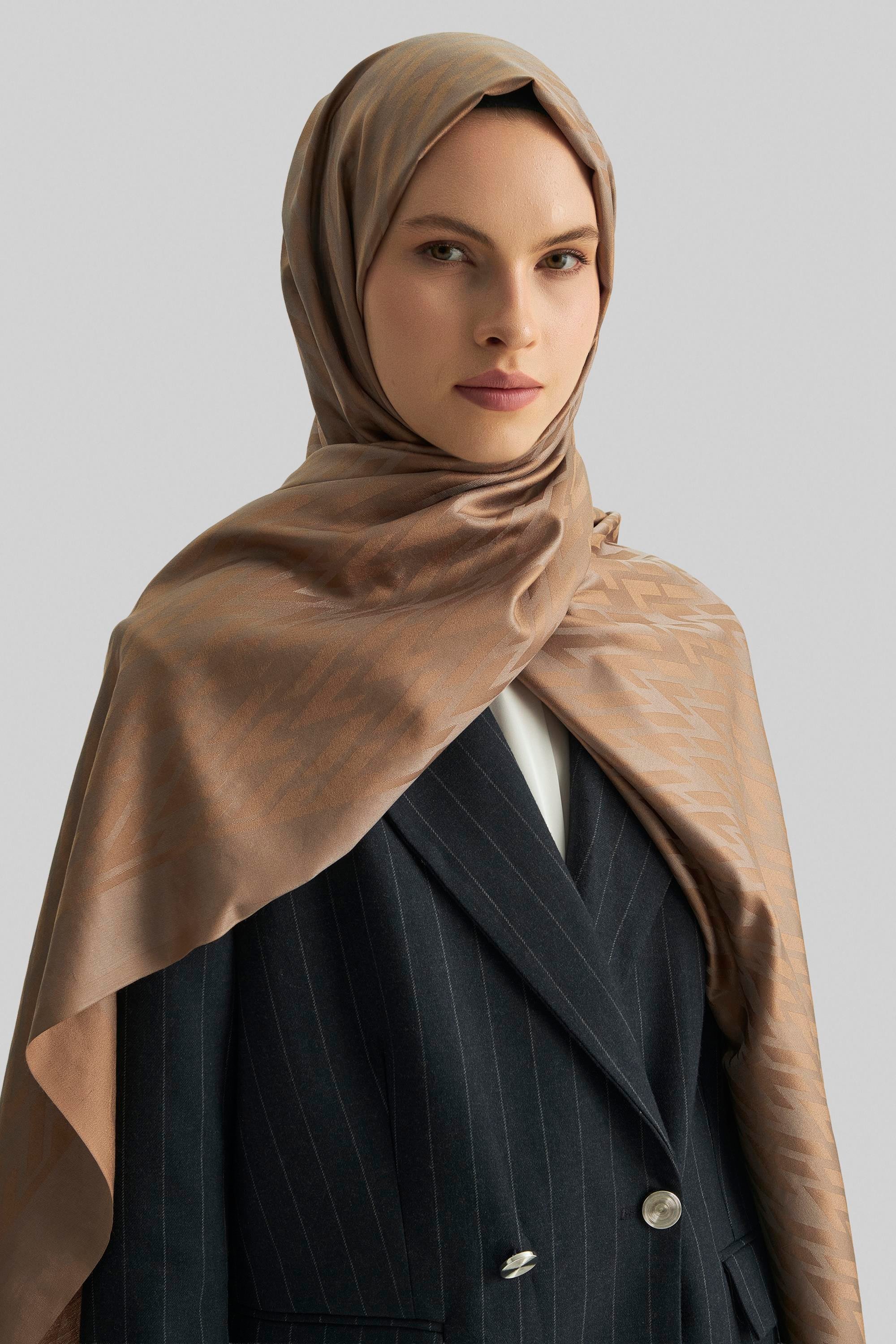 UMAY %100 İPEK JAKARLI ŞAL-CAMEL