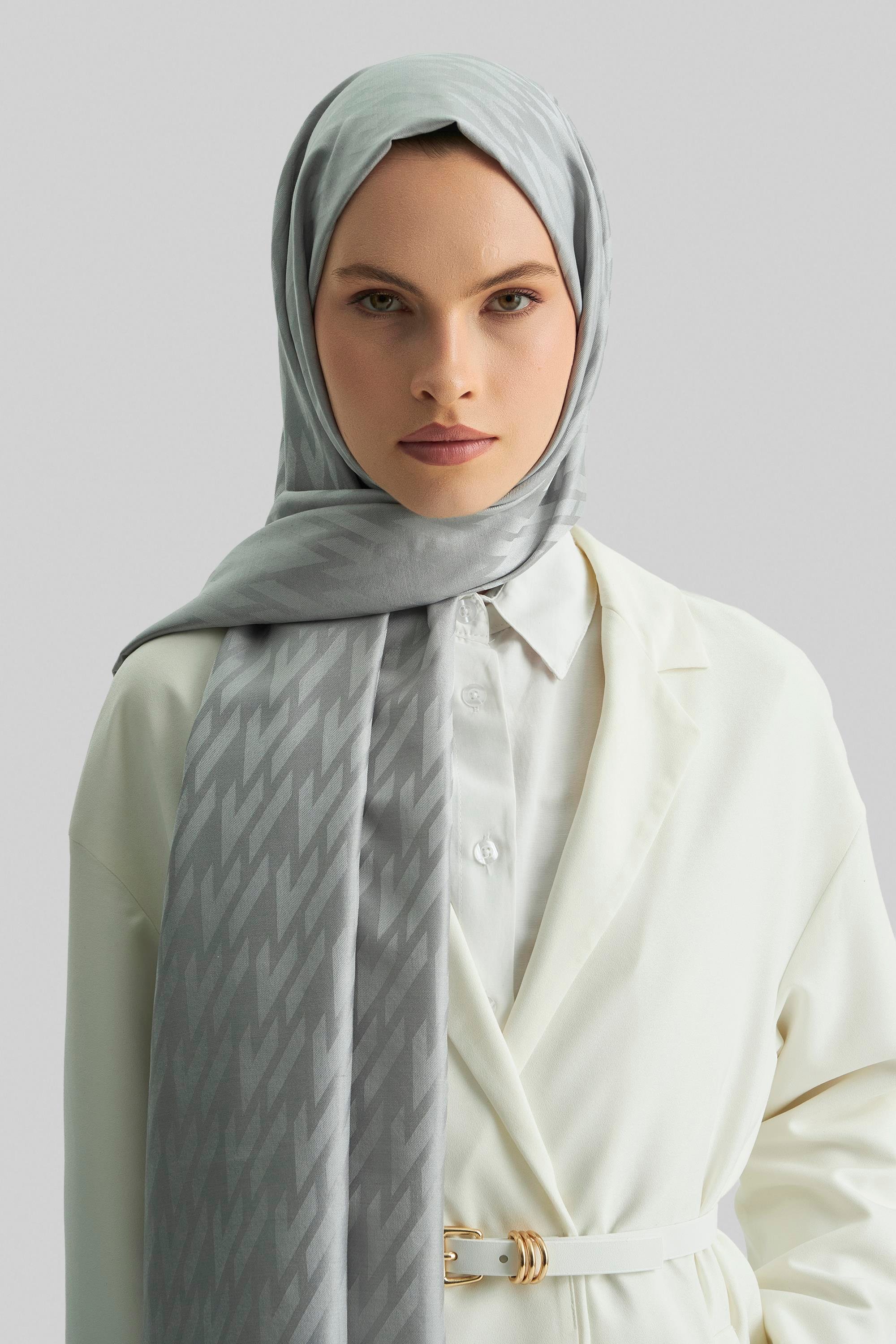 UMAY %100 İPEK JAKARLI ŞAL-GRİ