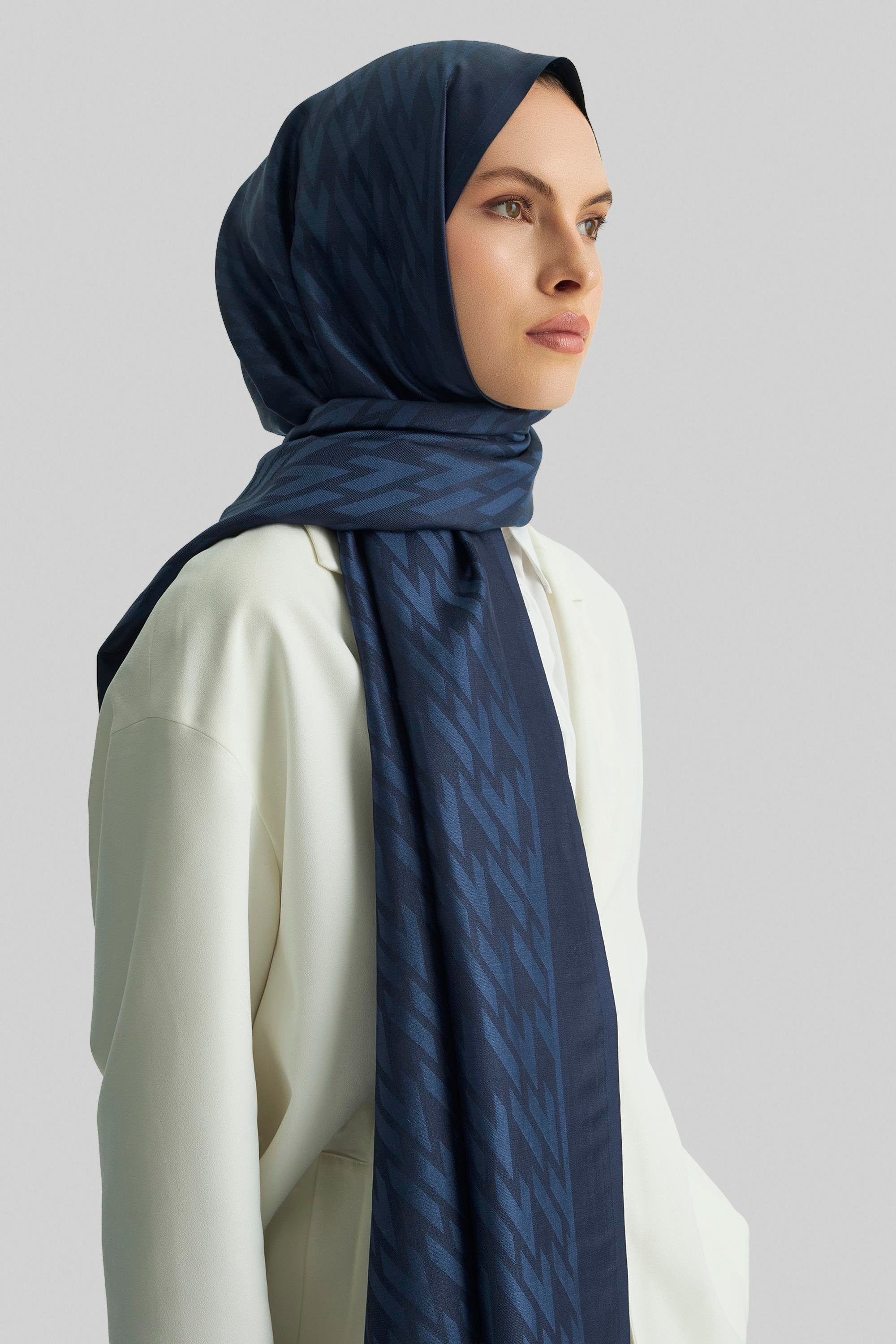 UMAY %100 İPEK JAKARLI ŞAL-KOYU MAVİ