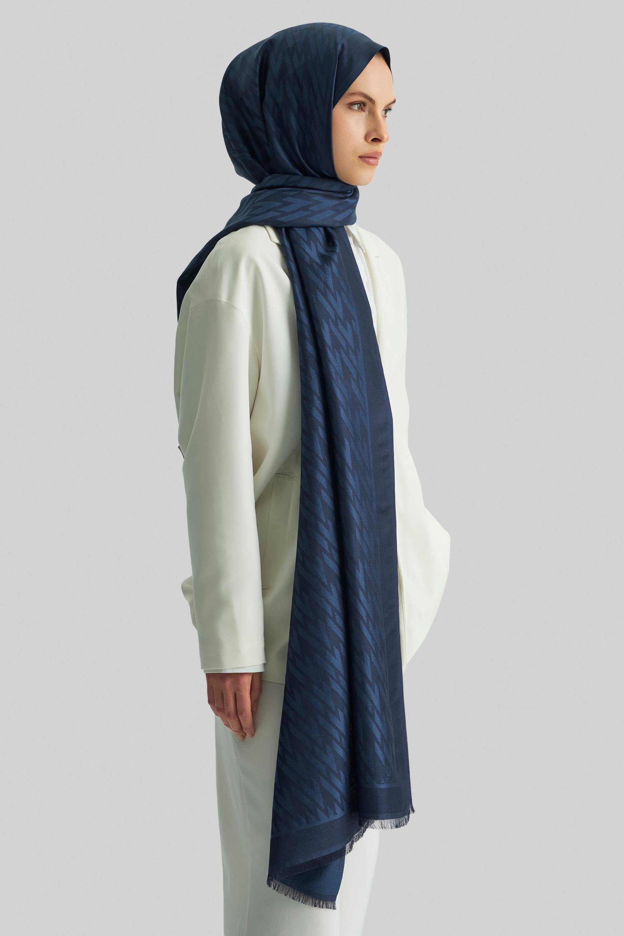 UMAY %100 İPEK JAKARLI ŞAL-KOYU MAVİ