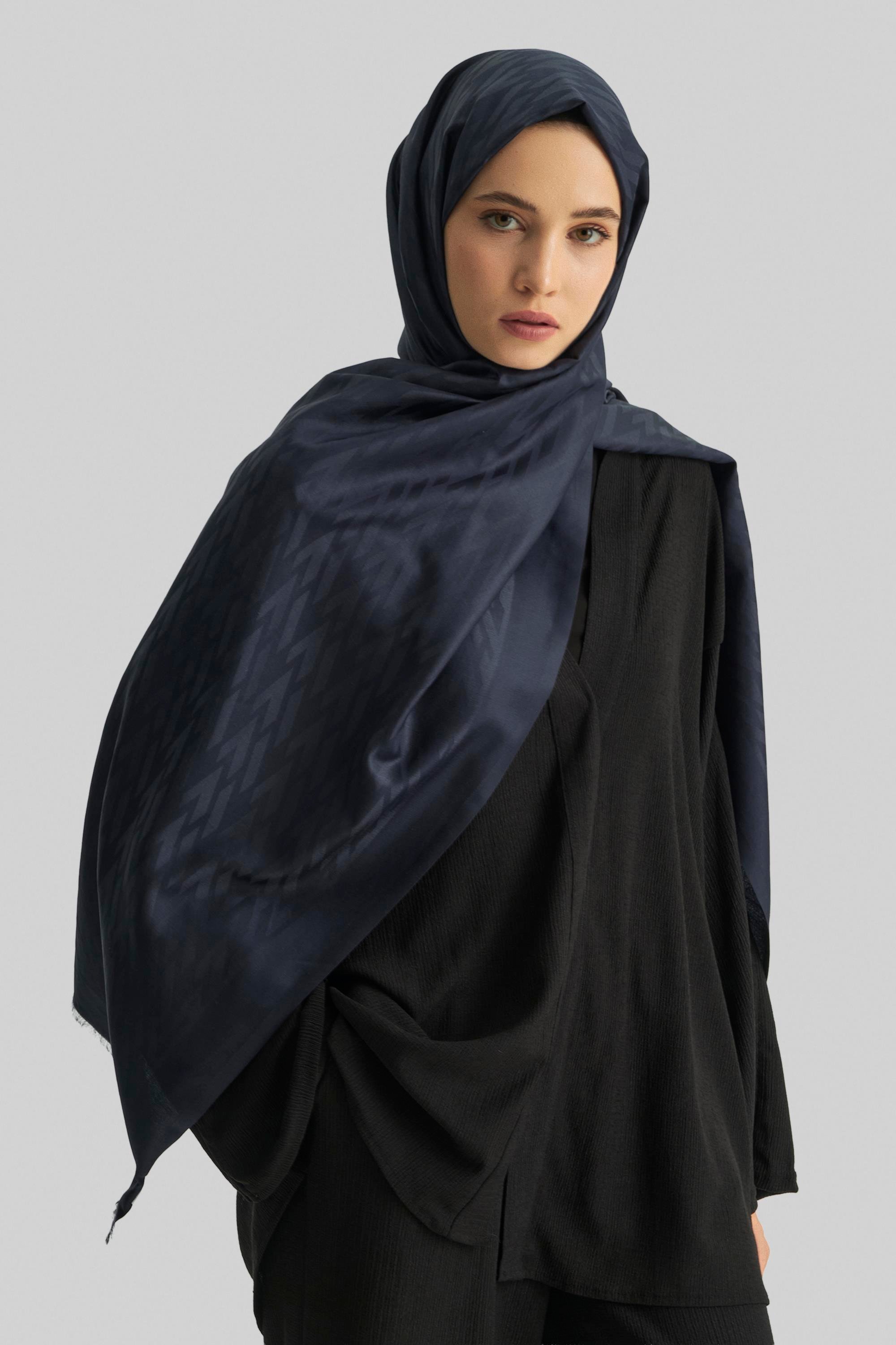 UMAY %100 İPEK JAKARLI ŞAL-LACİVERT