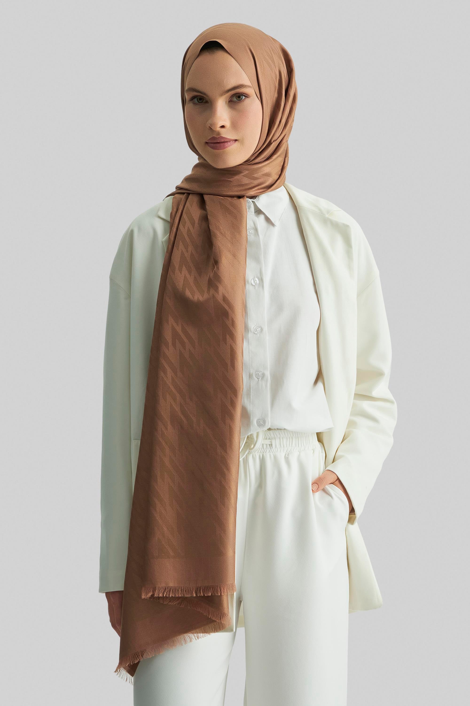 UMAY %100 İPEK JAKARLI ŞAL-SÜTLÜ KAHVE