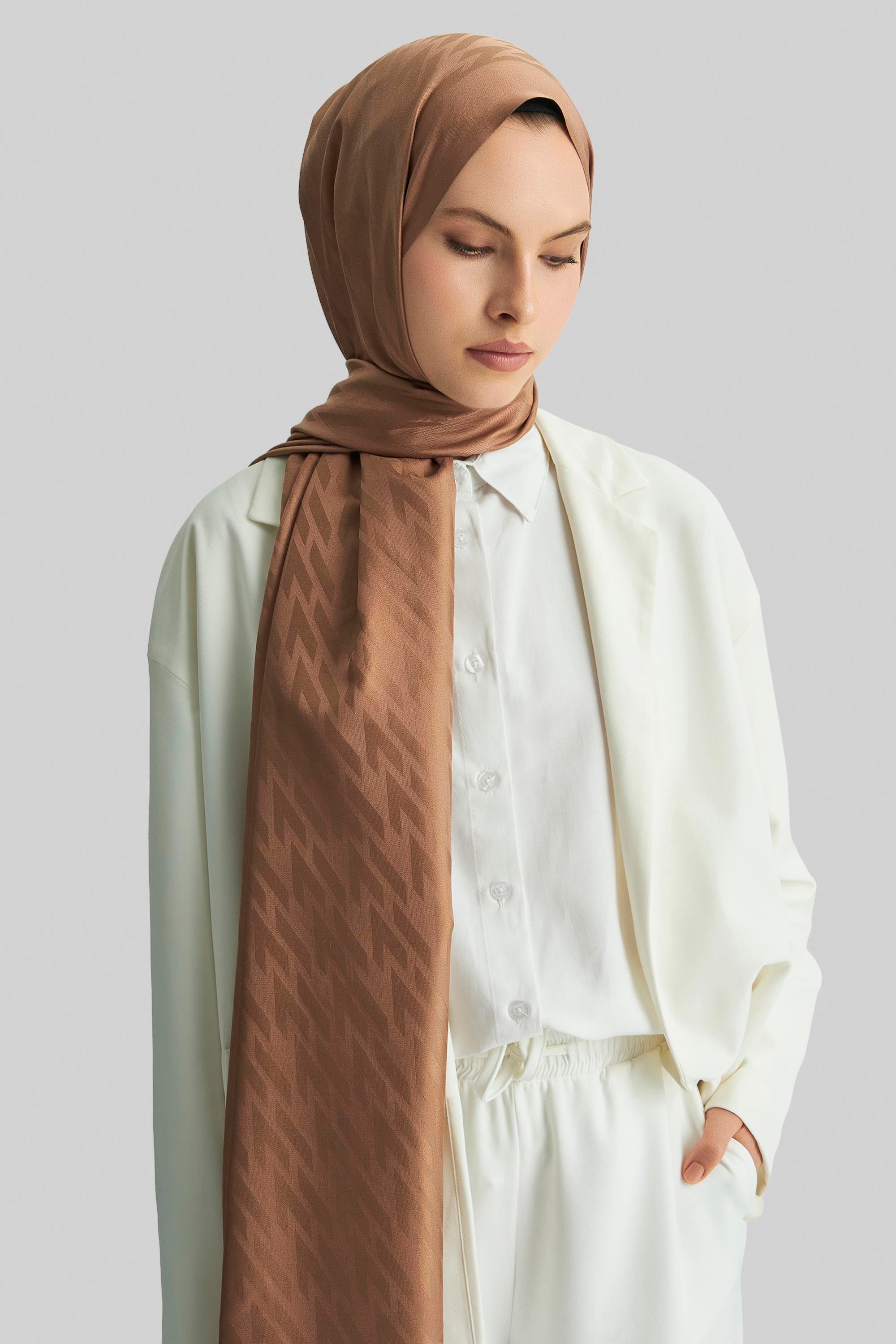 UMAY %100 İPEK JAKARLI ŞAL-SÜTLÜ KAHVE