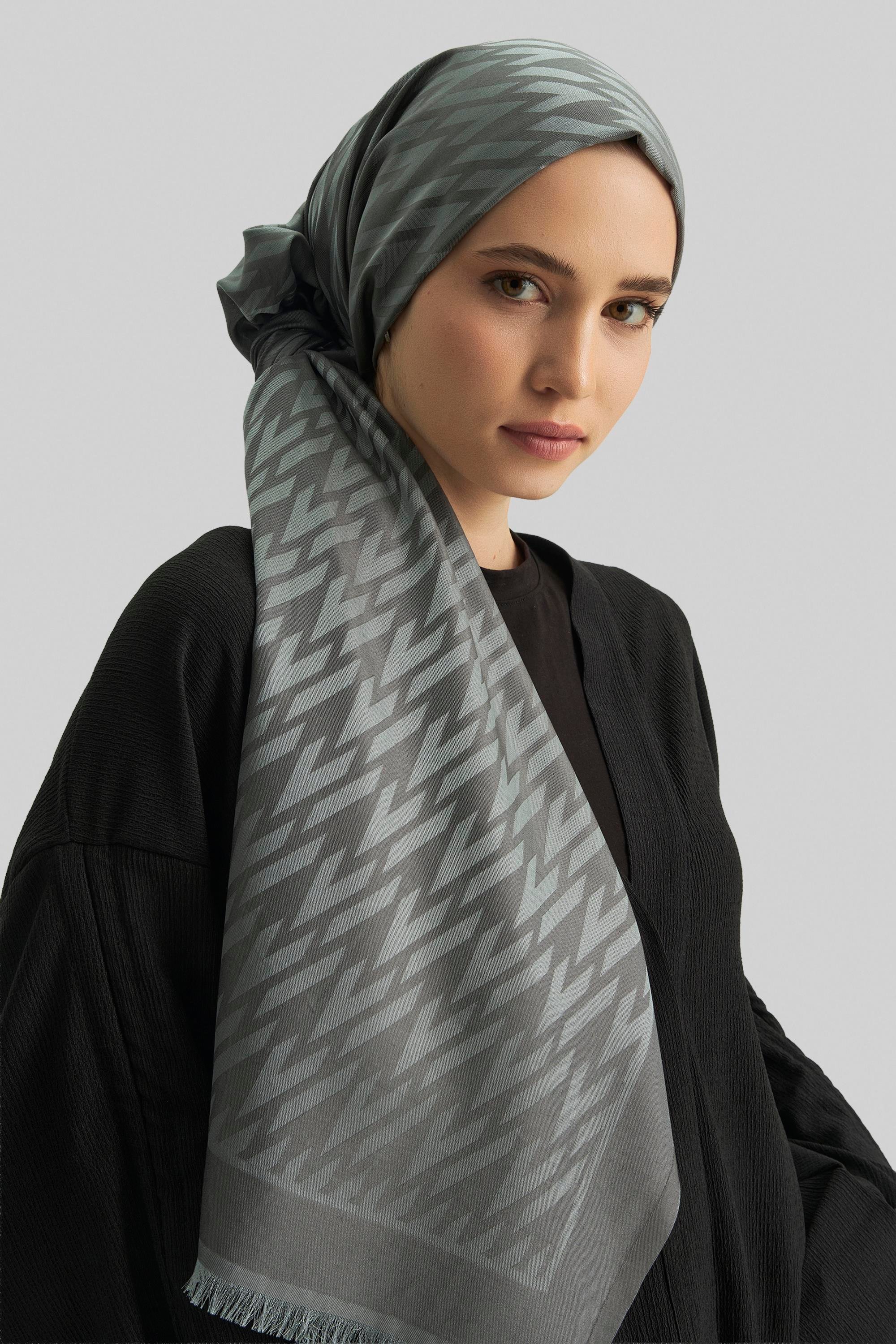 UMAY %100 İPEK JAKARLI ŞAL-TAŞ