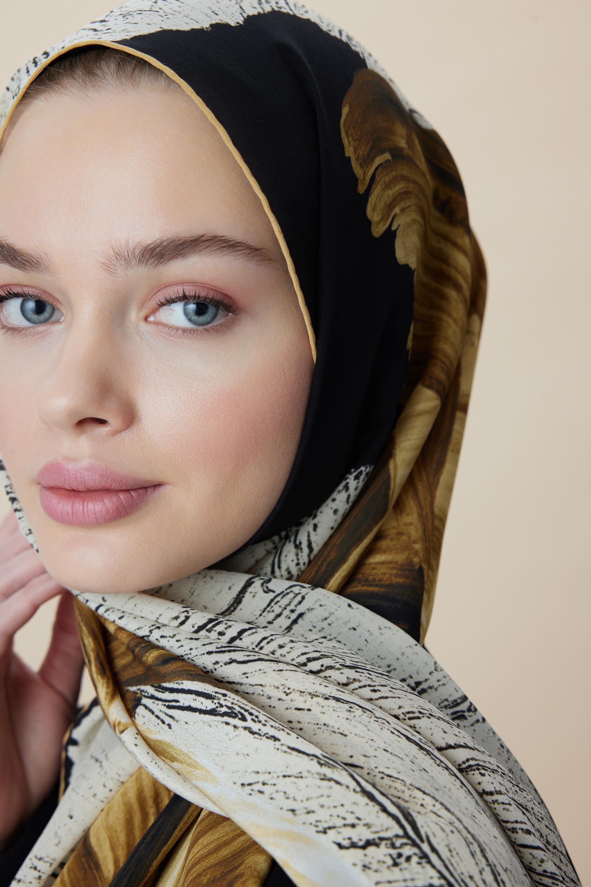 YAKAMOZ KREP İPEK ŞAL 70*190 CM - GOLD SİYAH