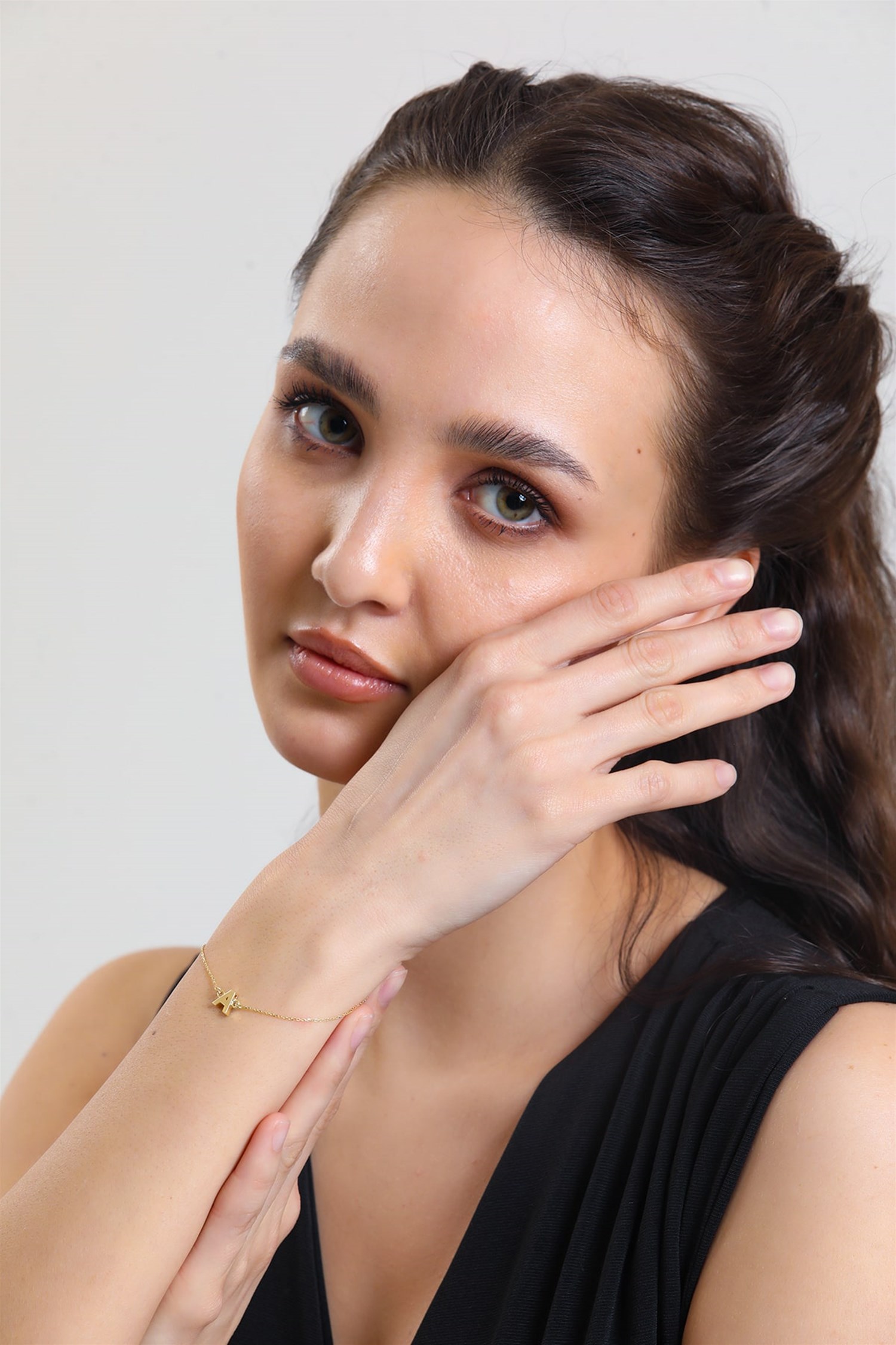 Altın A Harfi Bileklik