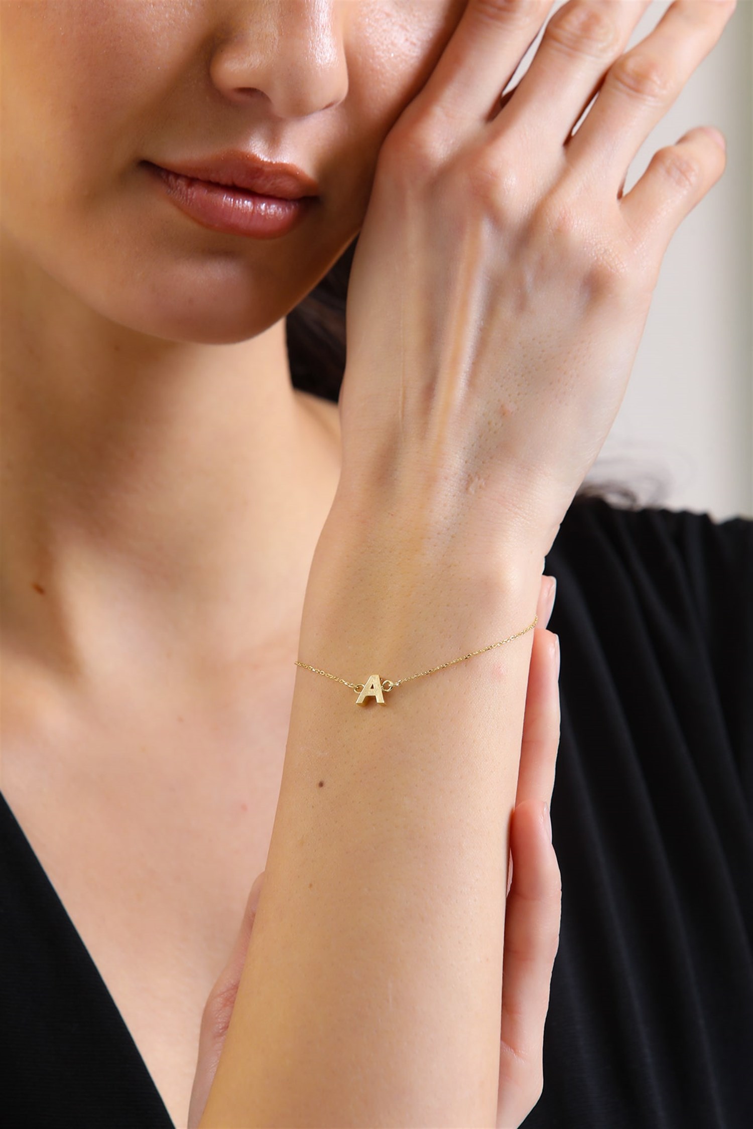 Altın A Harfi Bileklik