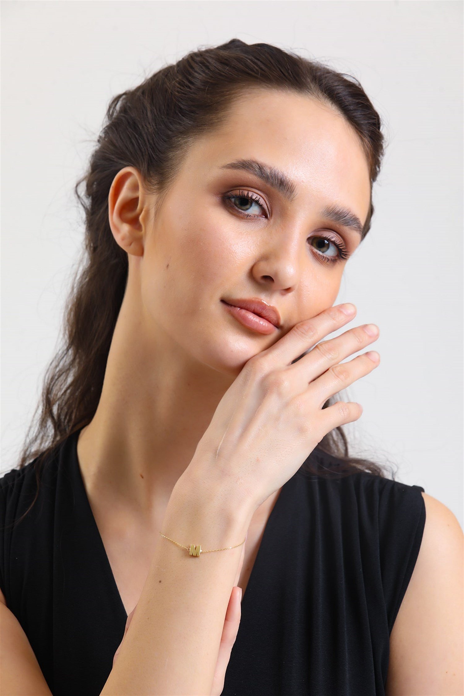 Altın M Harfi Bileklik