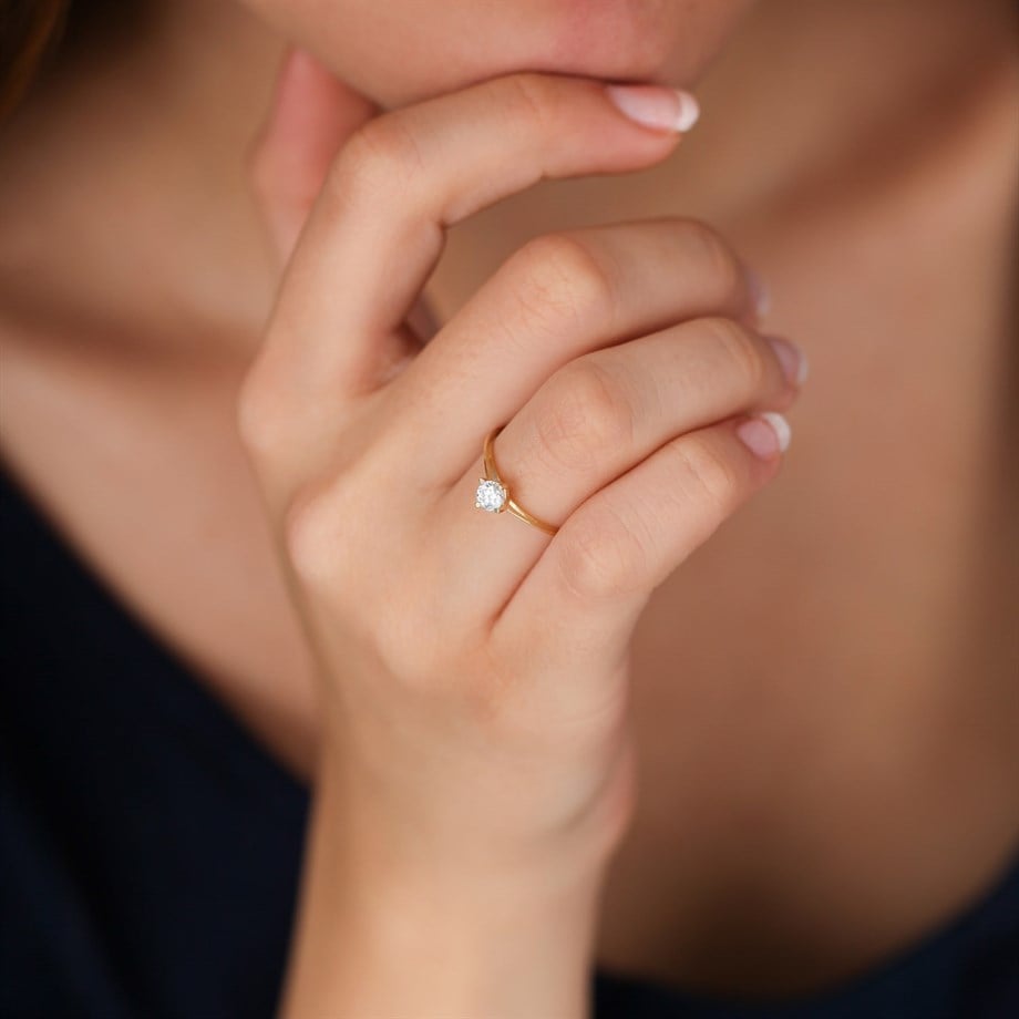 Altın Tek Taş Yüzük