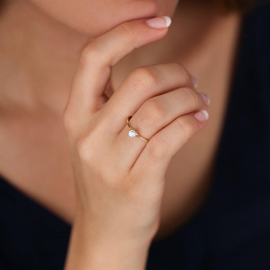 Altın Tek Taş Yüzük