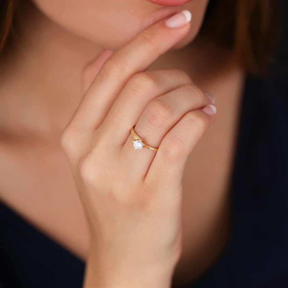 Altın Tek Taş Yüzük