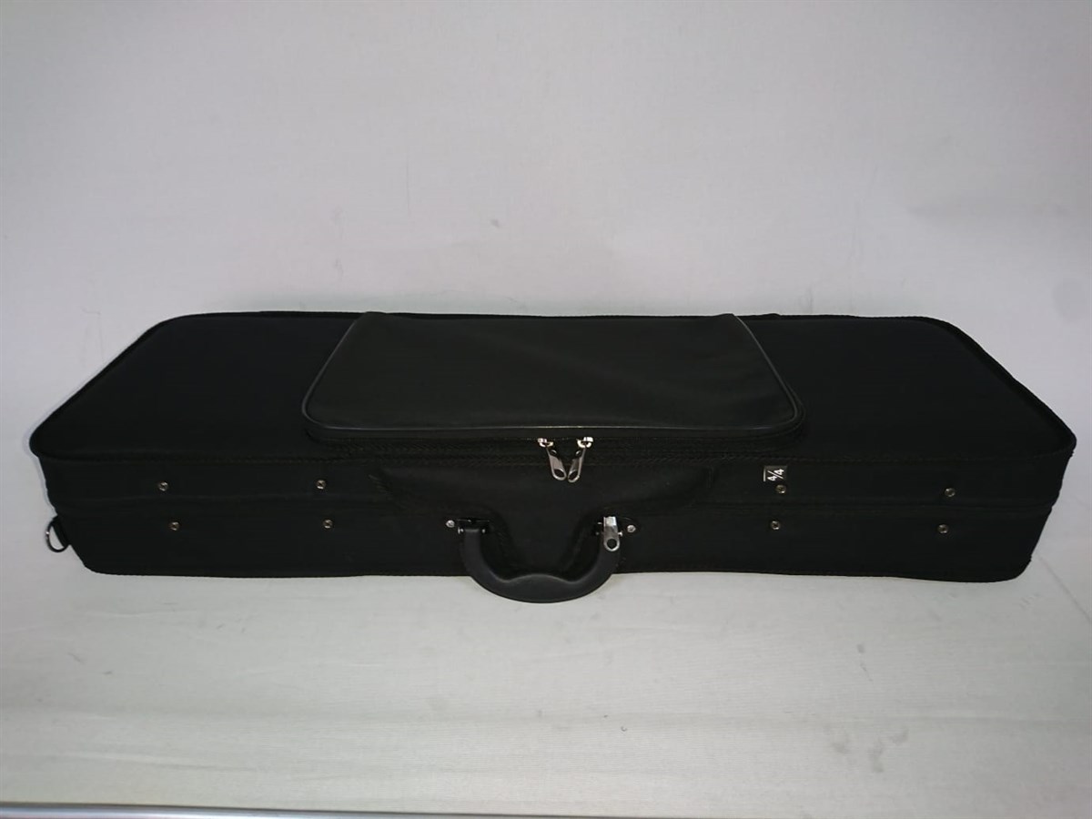 4/4  FOAM CASE