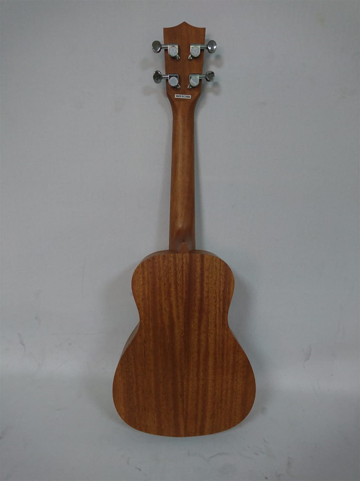 UKULELE 23