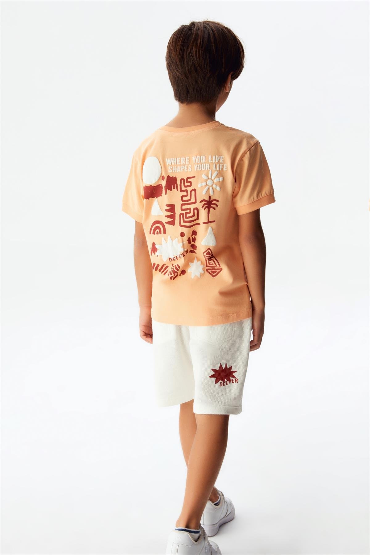 DEEPER YAZILI T-SHIRT
