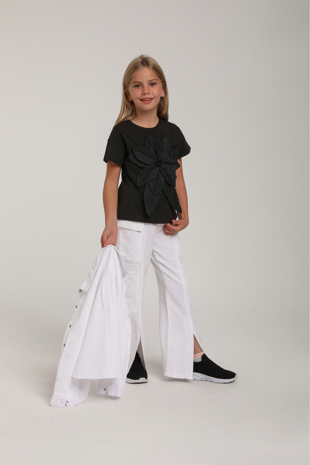 ESCABEL Önü Kabartma Çiçekli Bluz - Siyah