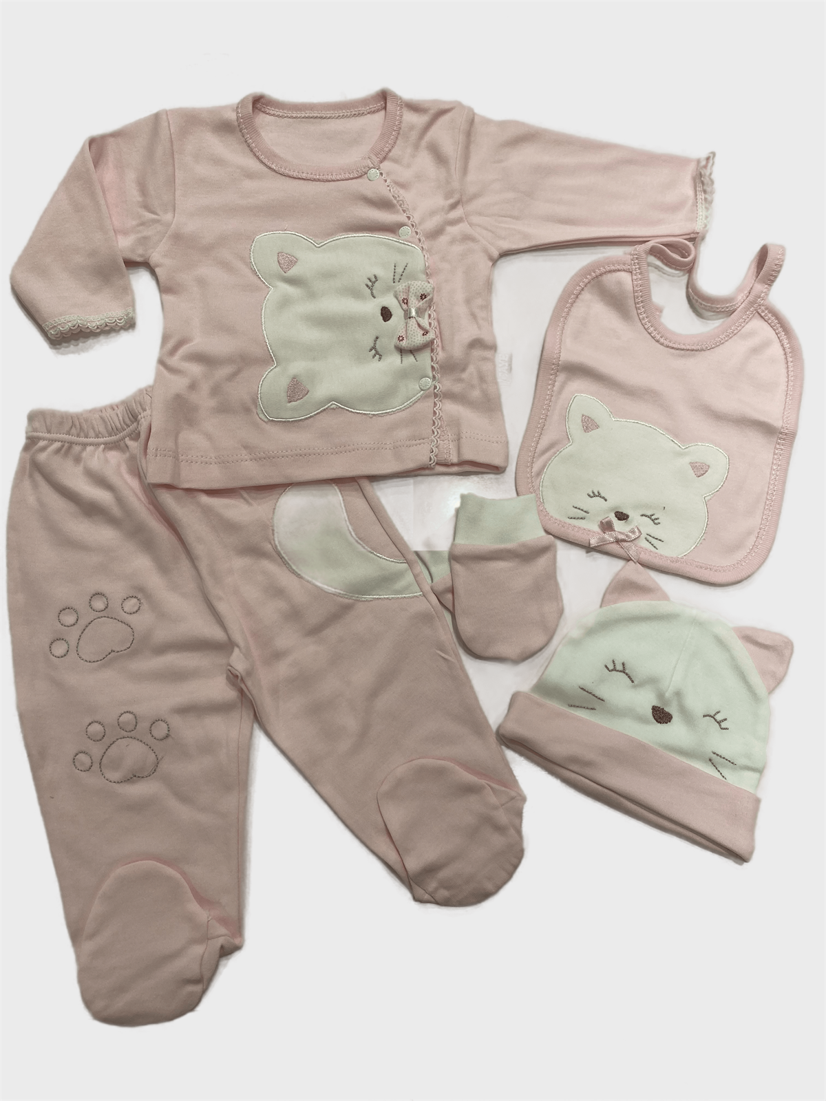 KEDİLİ HASTANE ÇIKIŞI