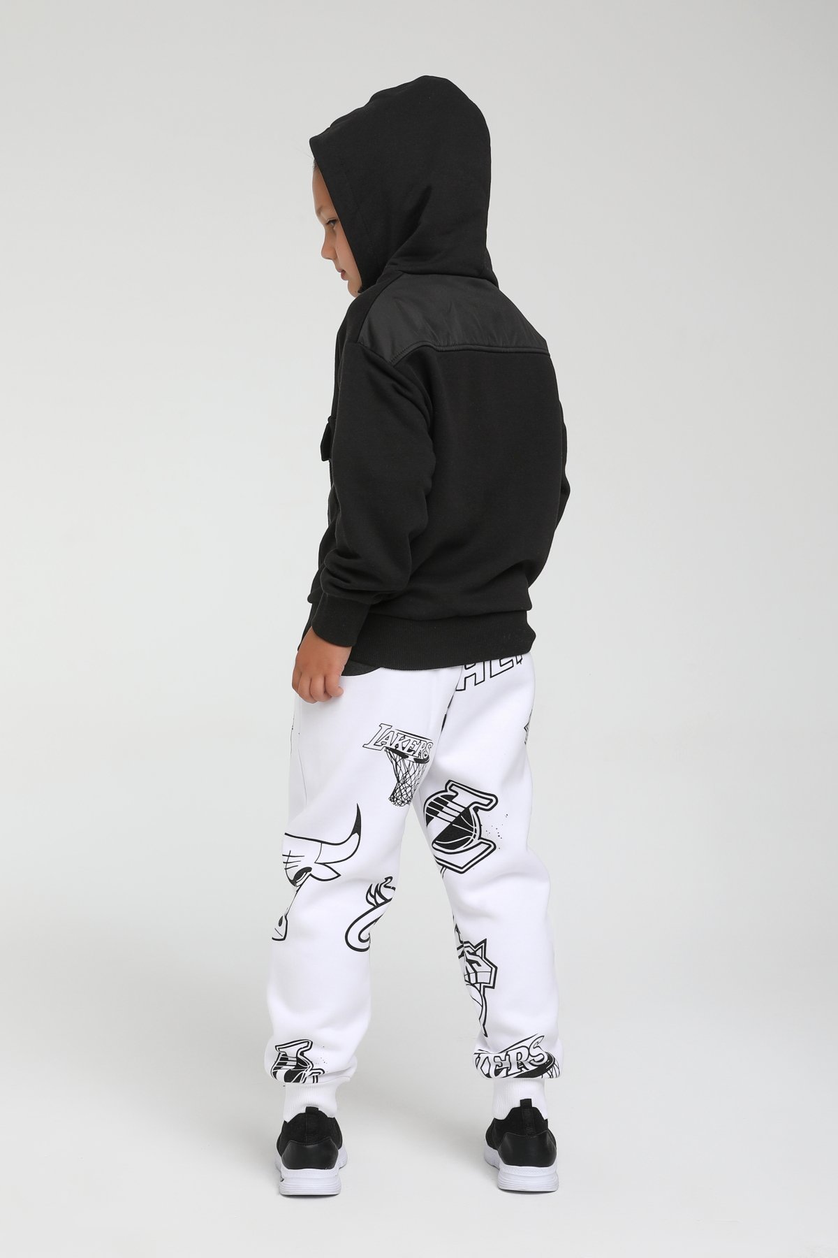 ÖNDENCEPLİ ERKEK SWEAT