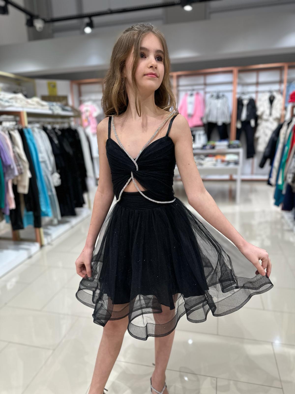 ÖNÜ ZİNCİR DETAYLI ABİYE