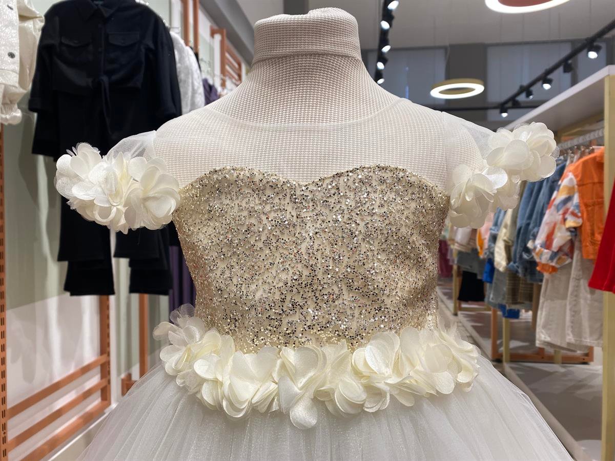 PUL PAYETLİ GELİNLİK