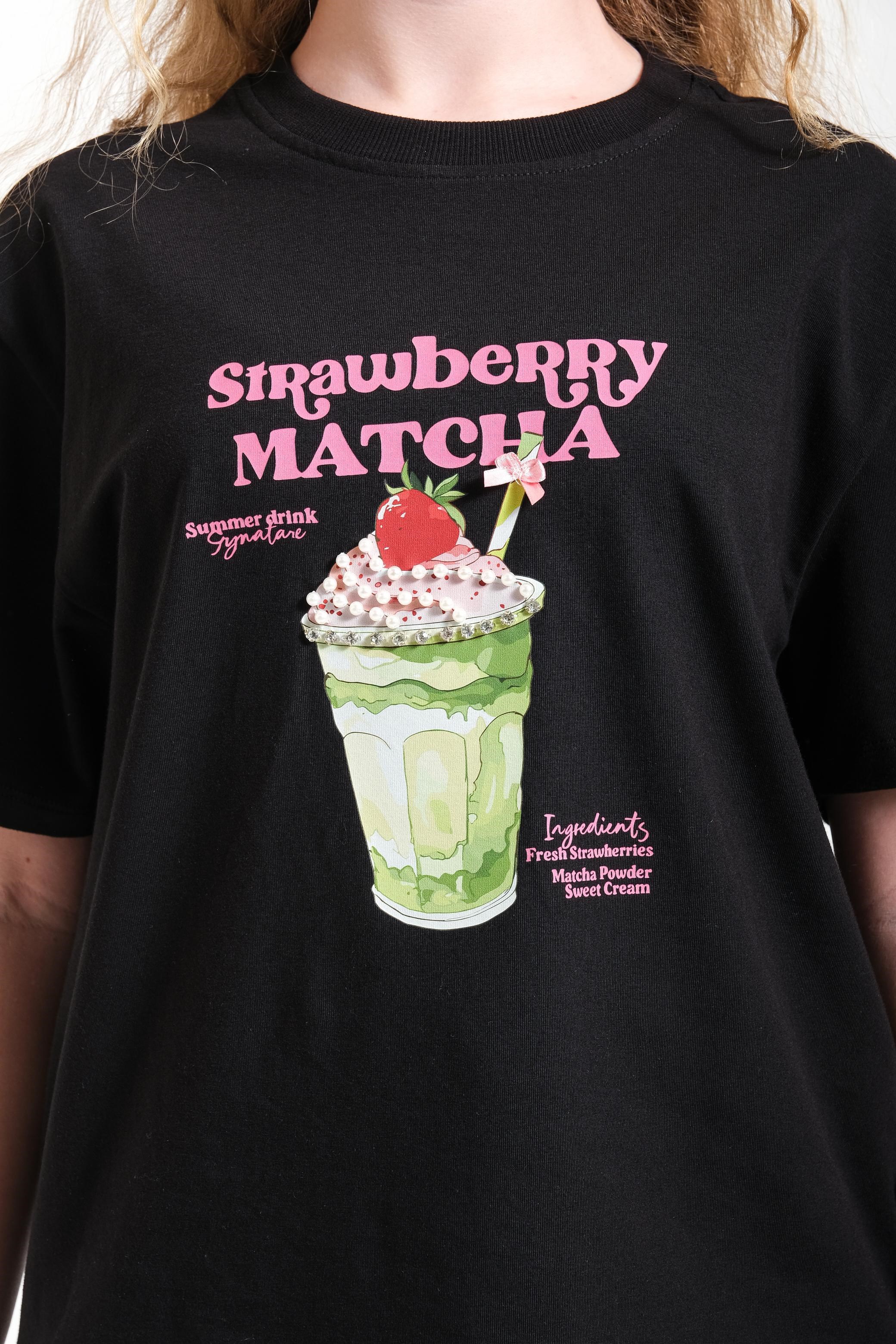 Süprem Matcha Çilekli Kız Tişört - Siyah