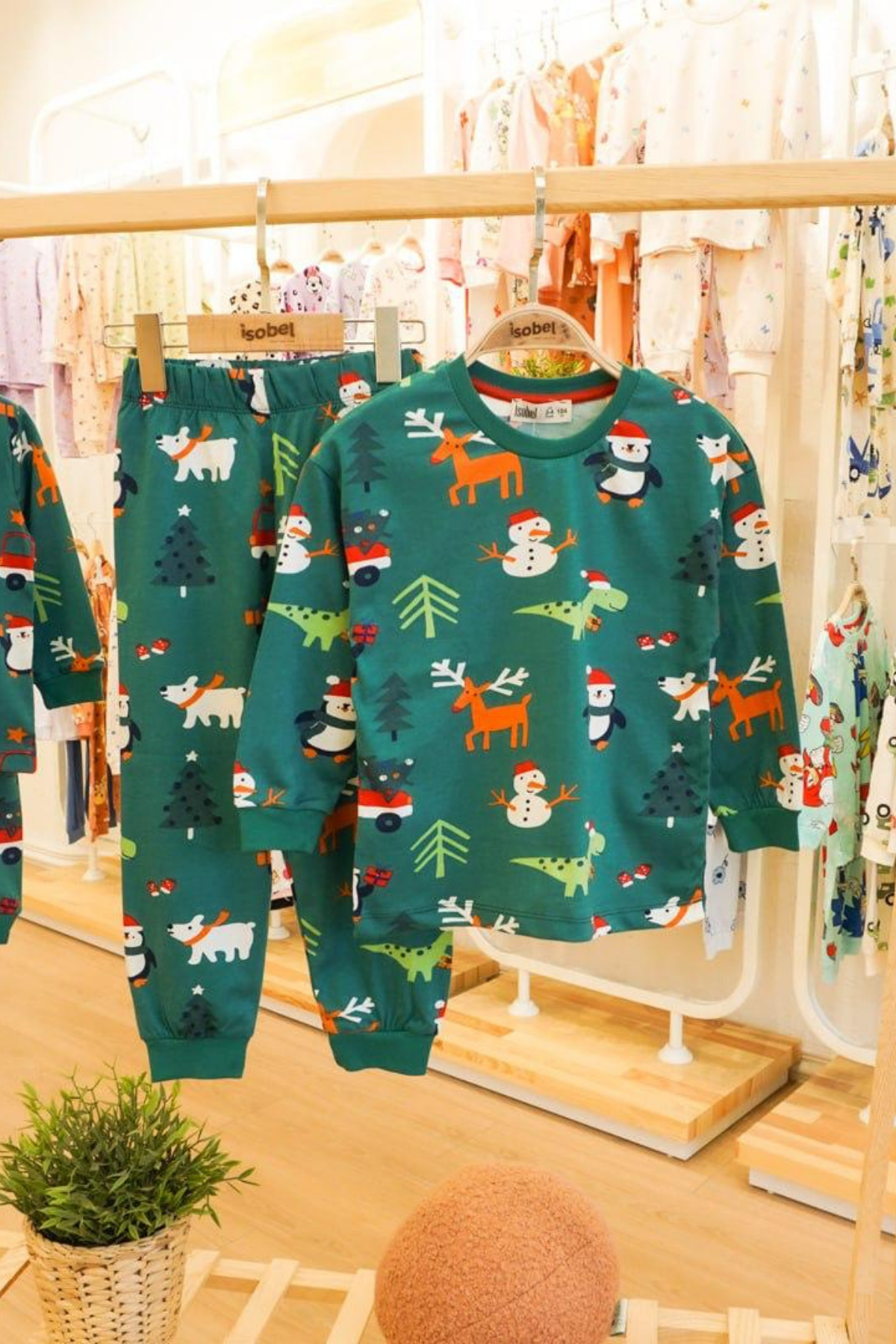 Yılbaşı Temalı Pijama Takımı - Yeşil