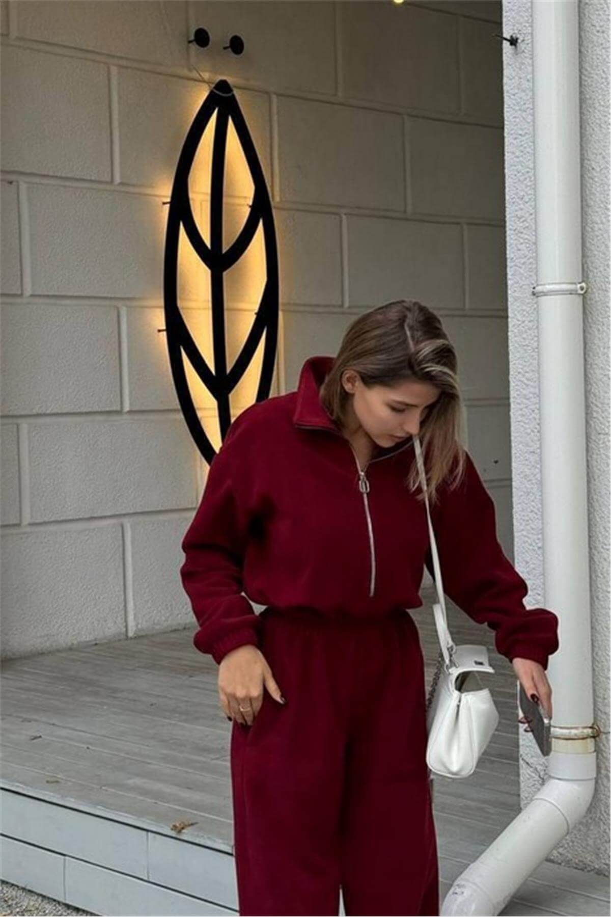 Fermuarlı Paça Lastikli Kırmızı Eşofman Takımı