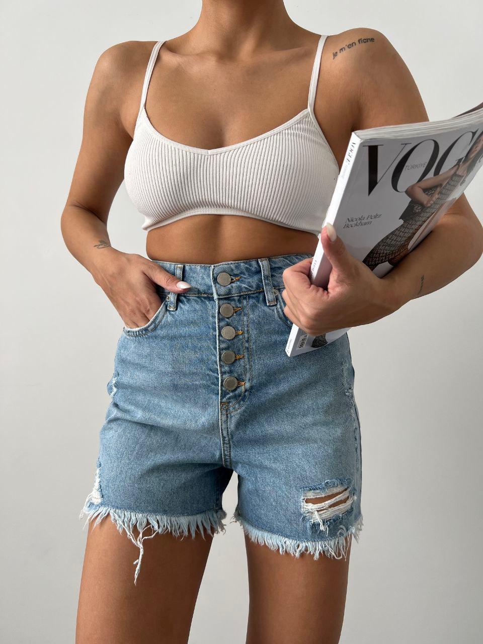 Mavi Denim Şort Yırtmaç Detaylı