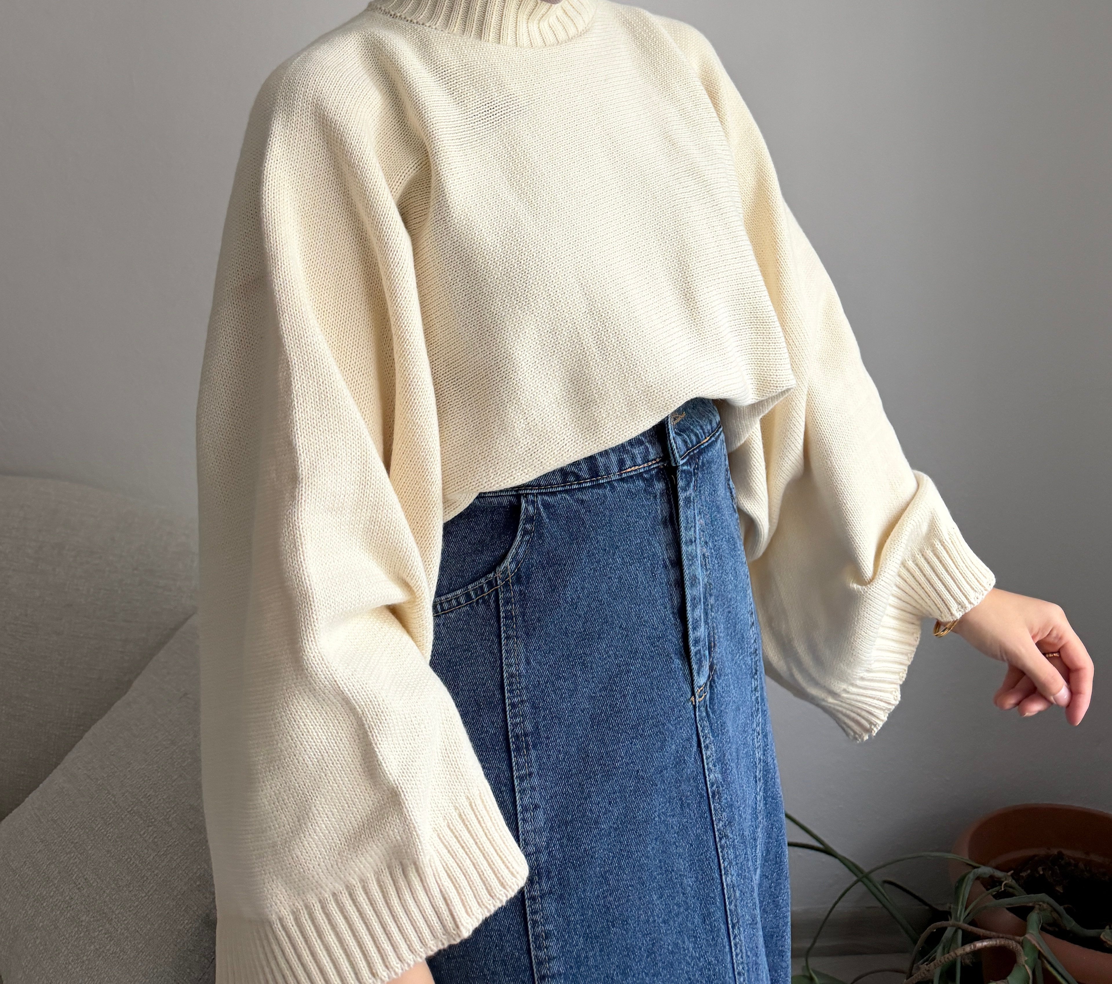 Bej Geniş Kol Oversize Kazak