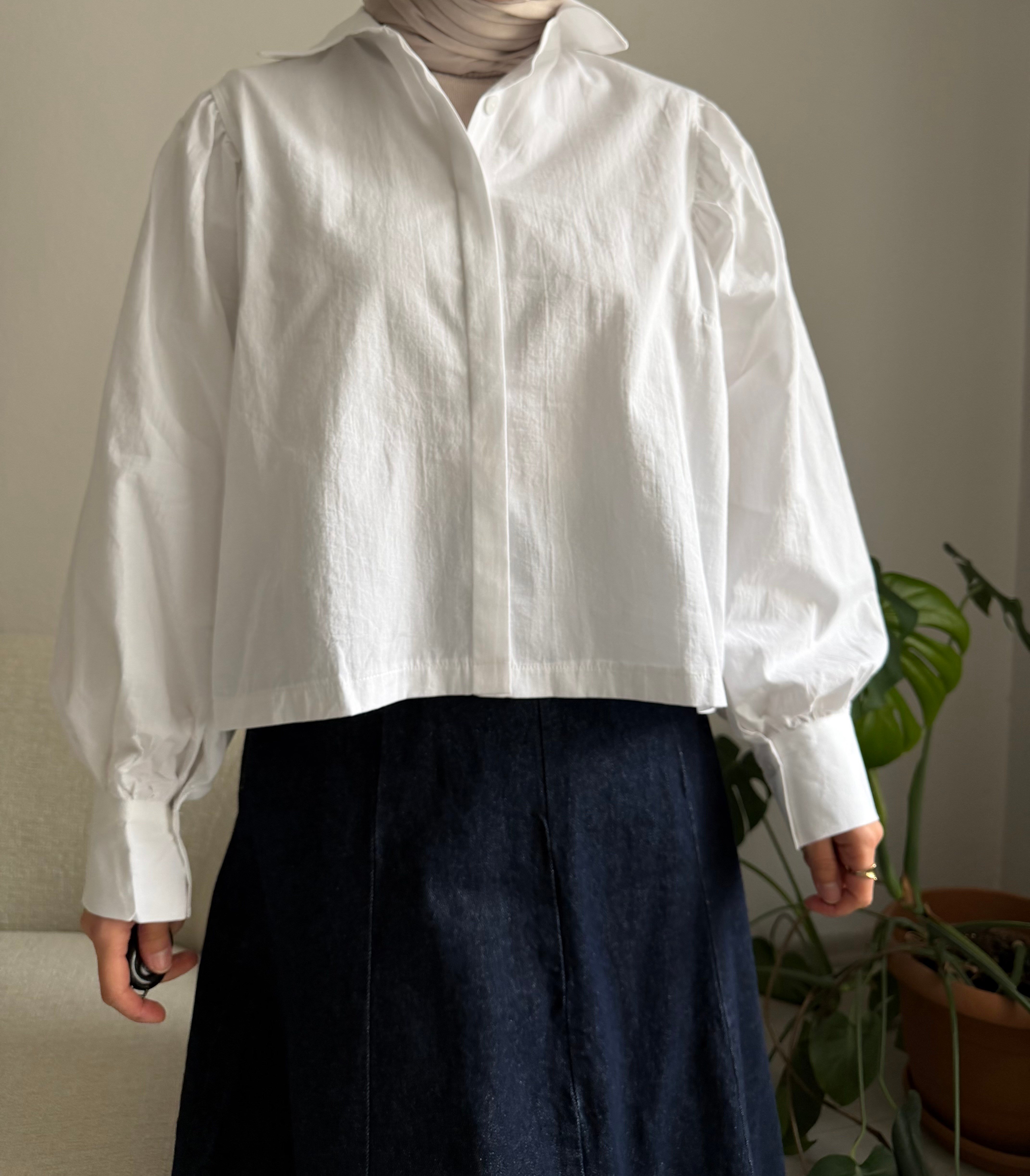 Beyaz Balon Kol Poplin Gömlek