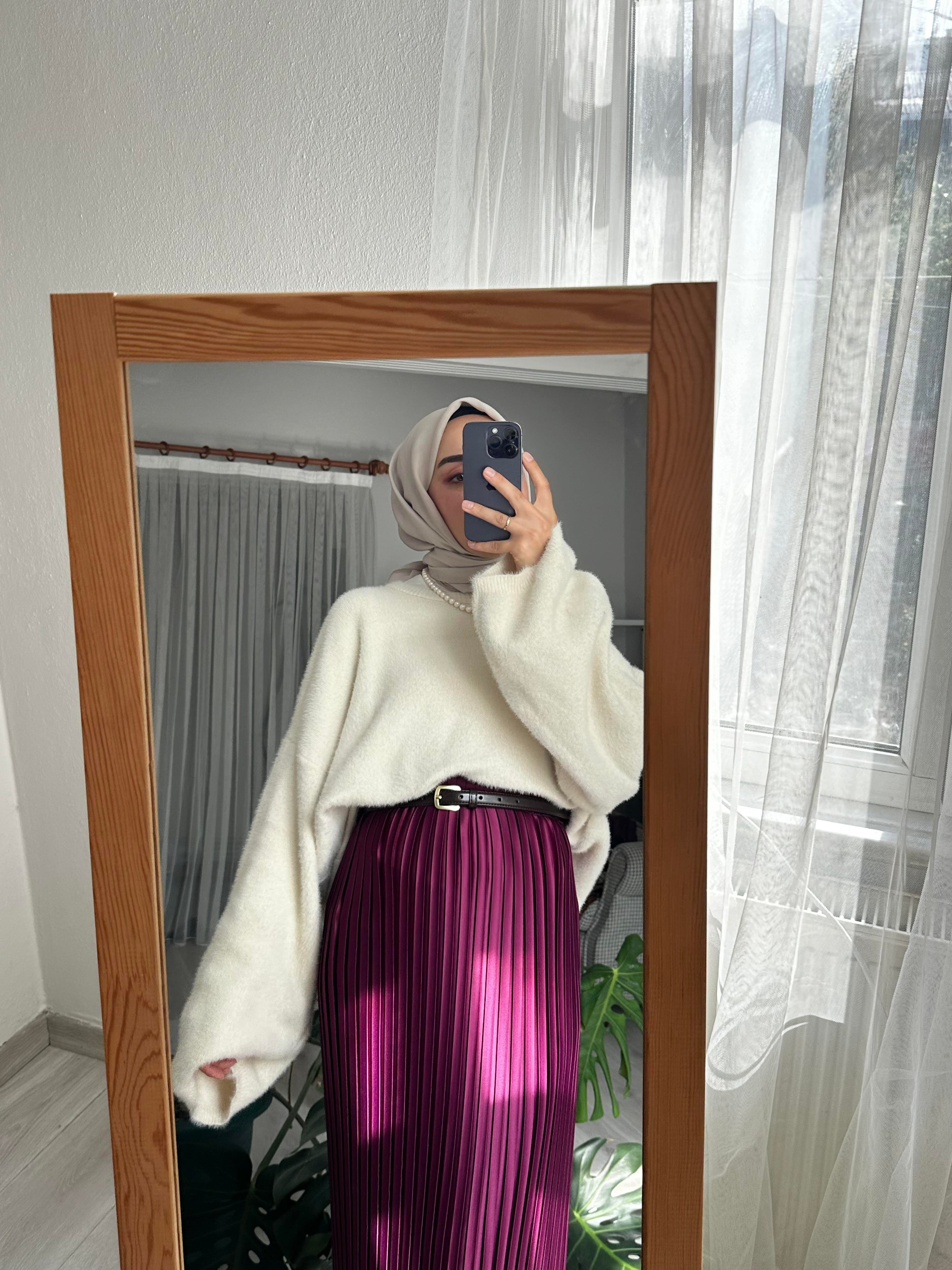 Ekru Peluş Oversize Kazak