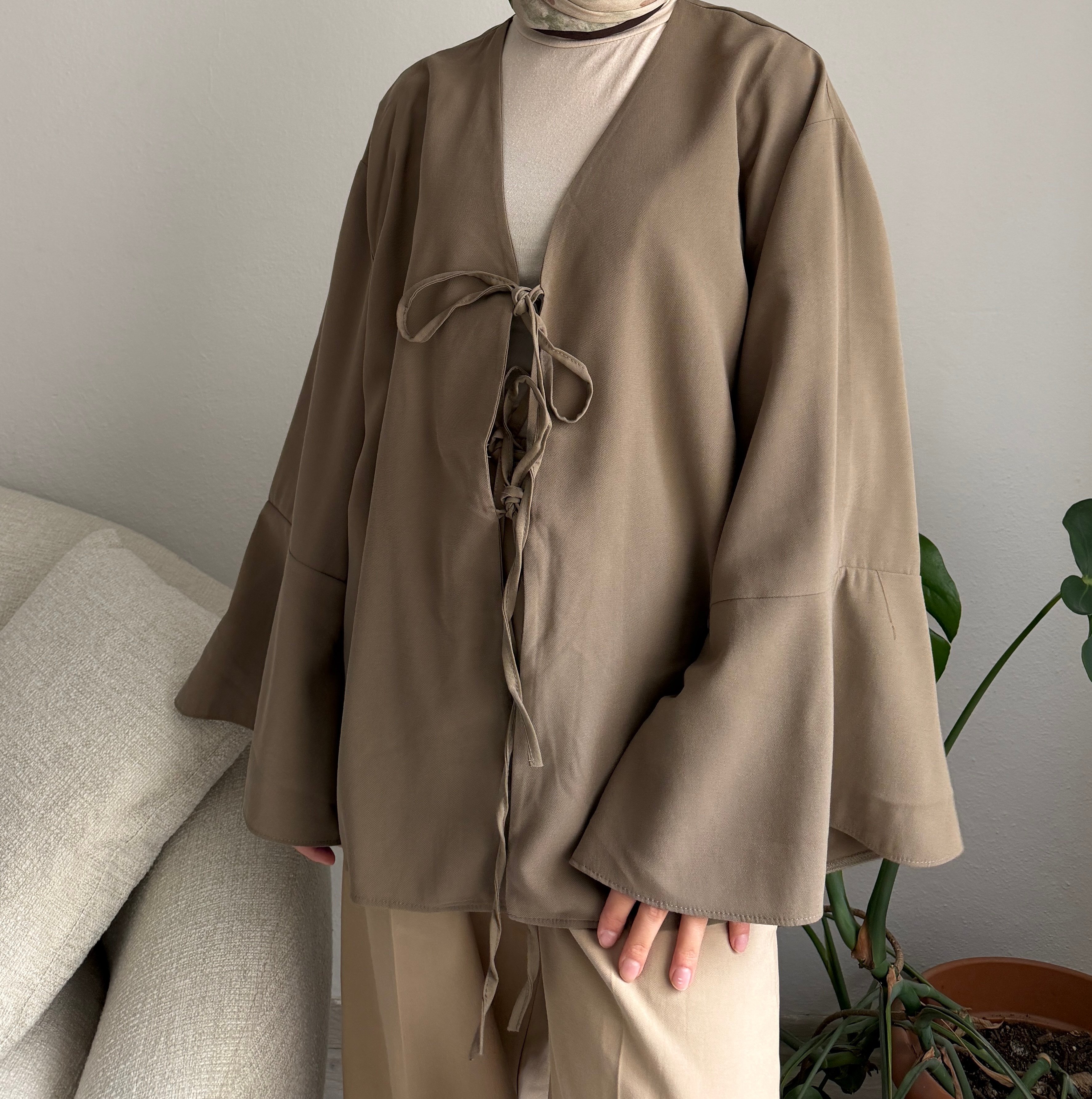 Haki Bağcıklı Kimono