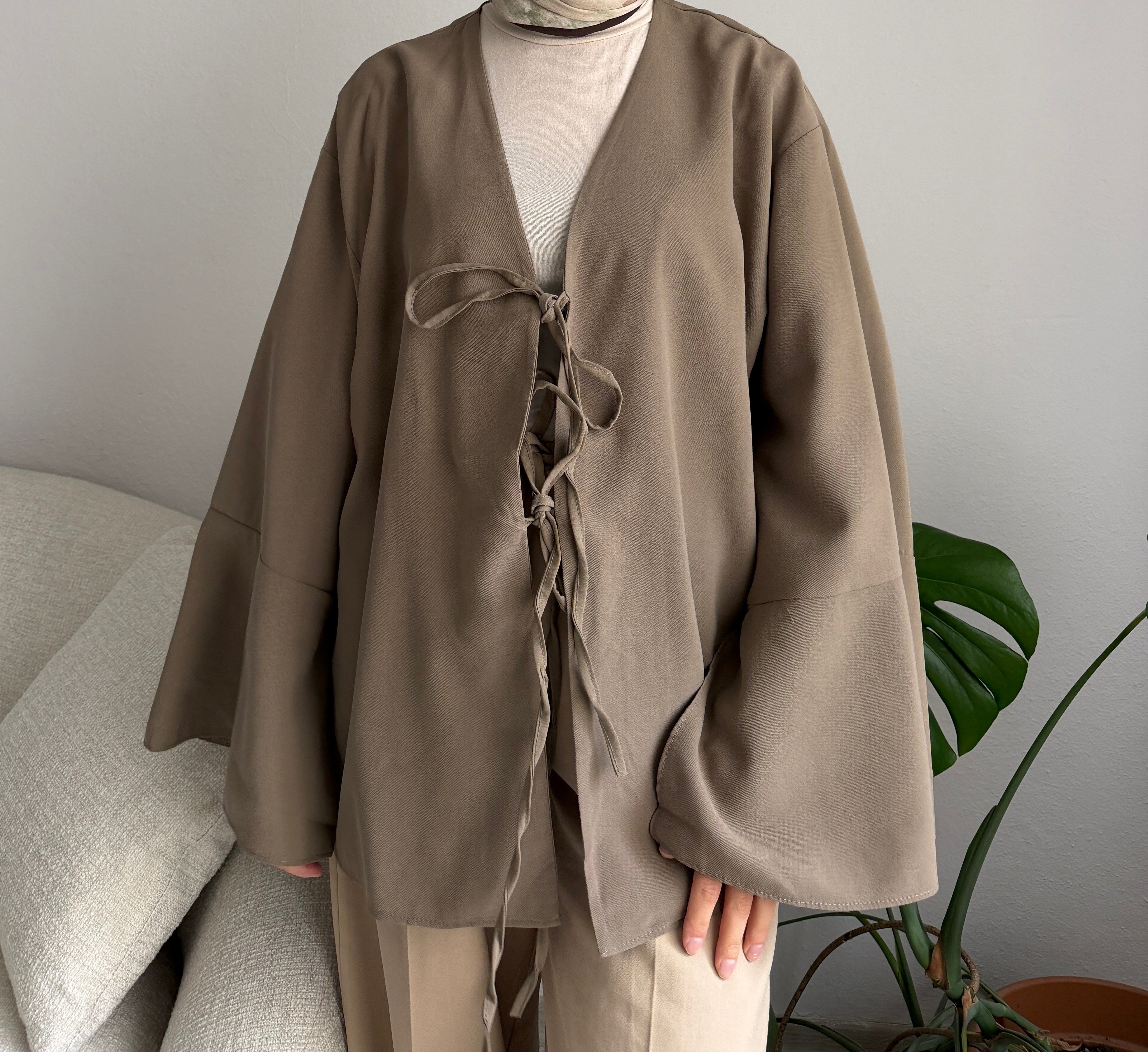 Haki Bağcıklı Kimono