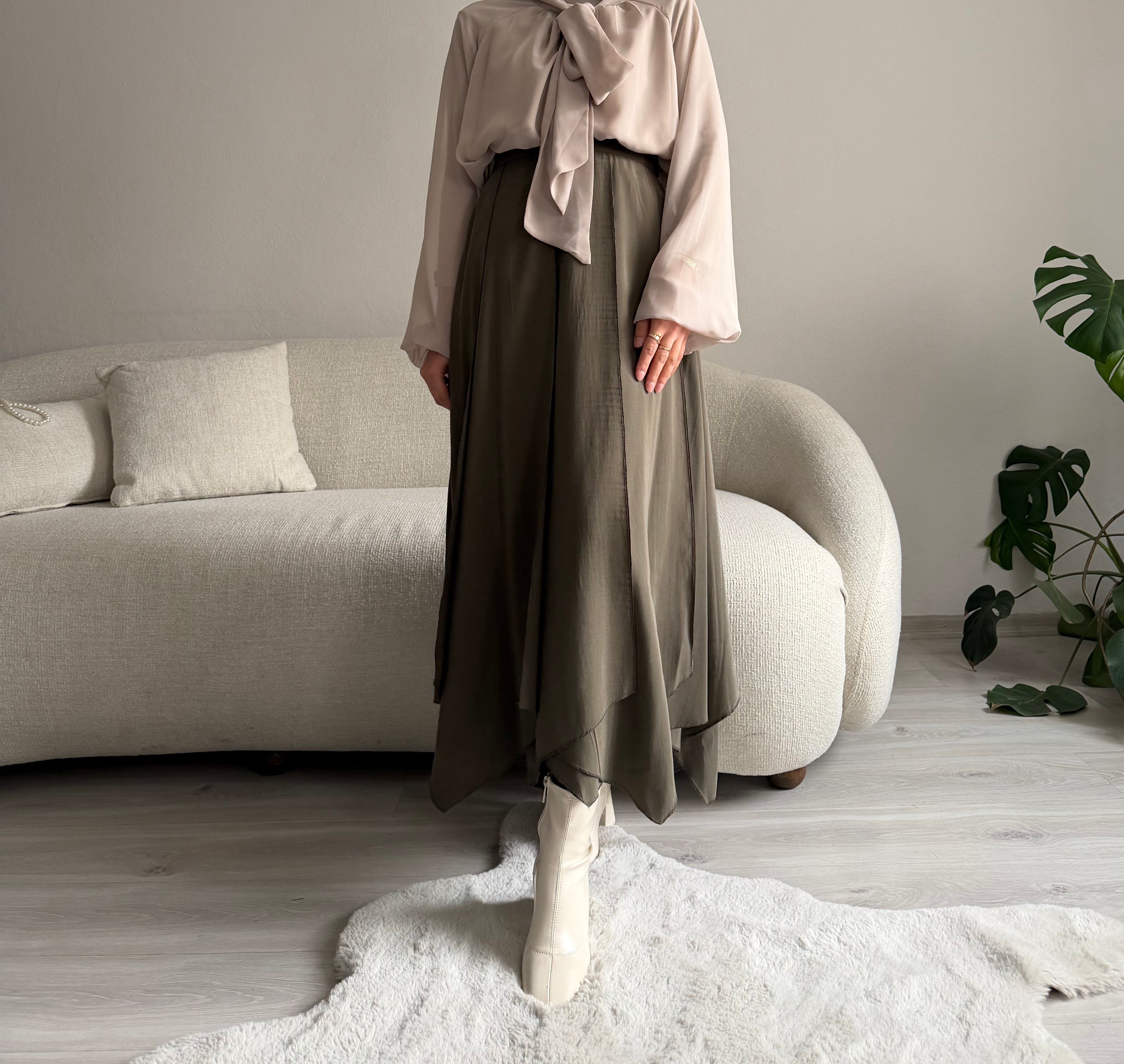 Haki Çok Parçalı Etek