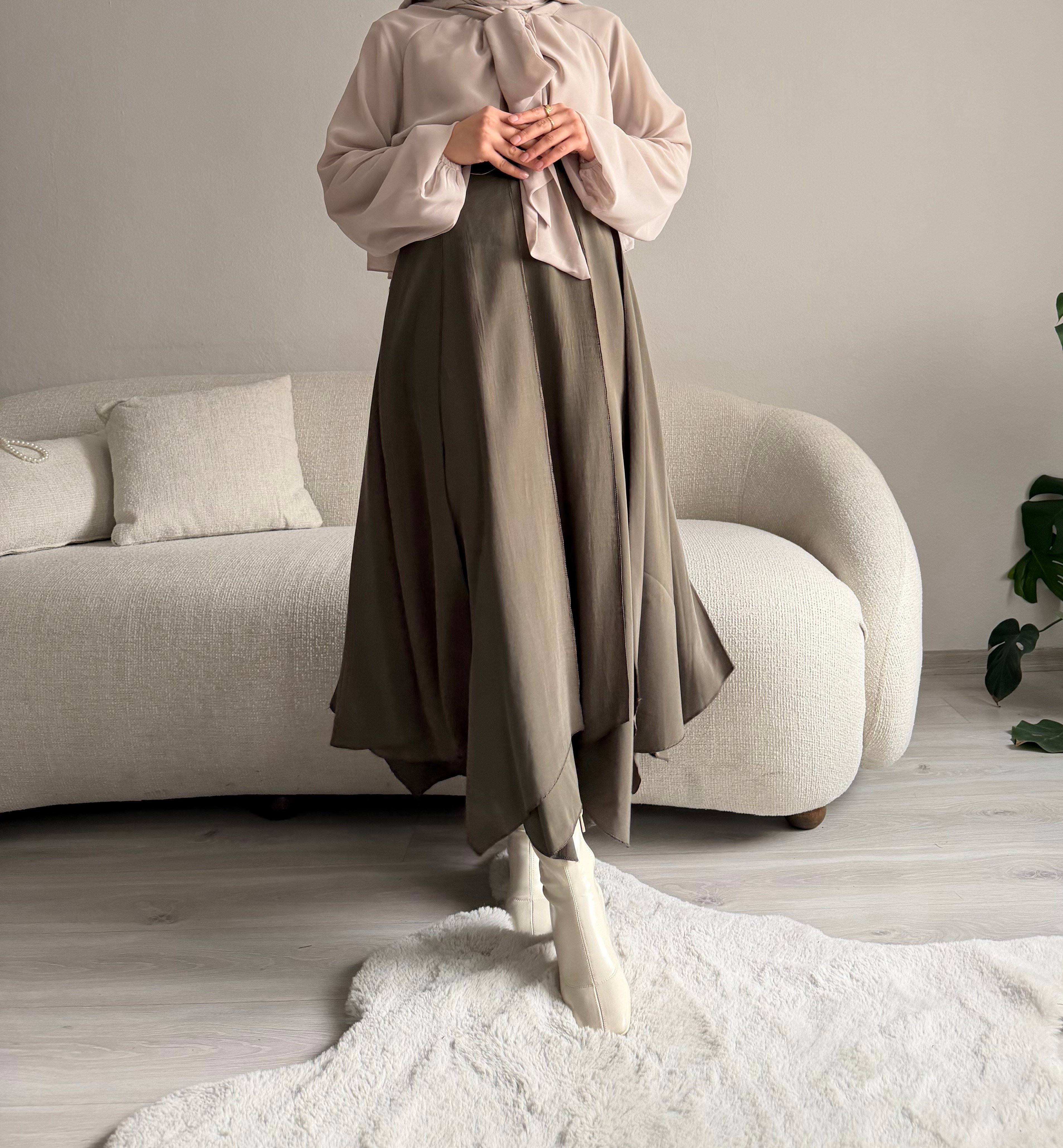 Haki Çok Parçalı Etek