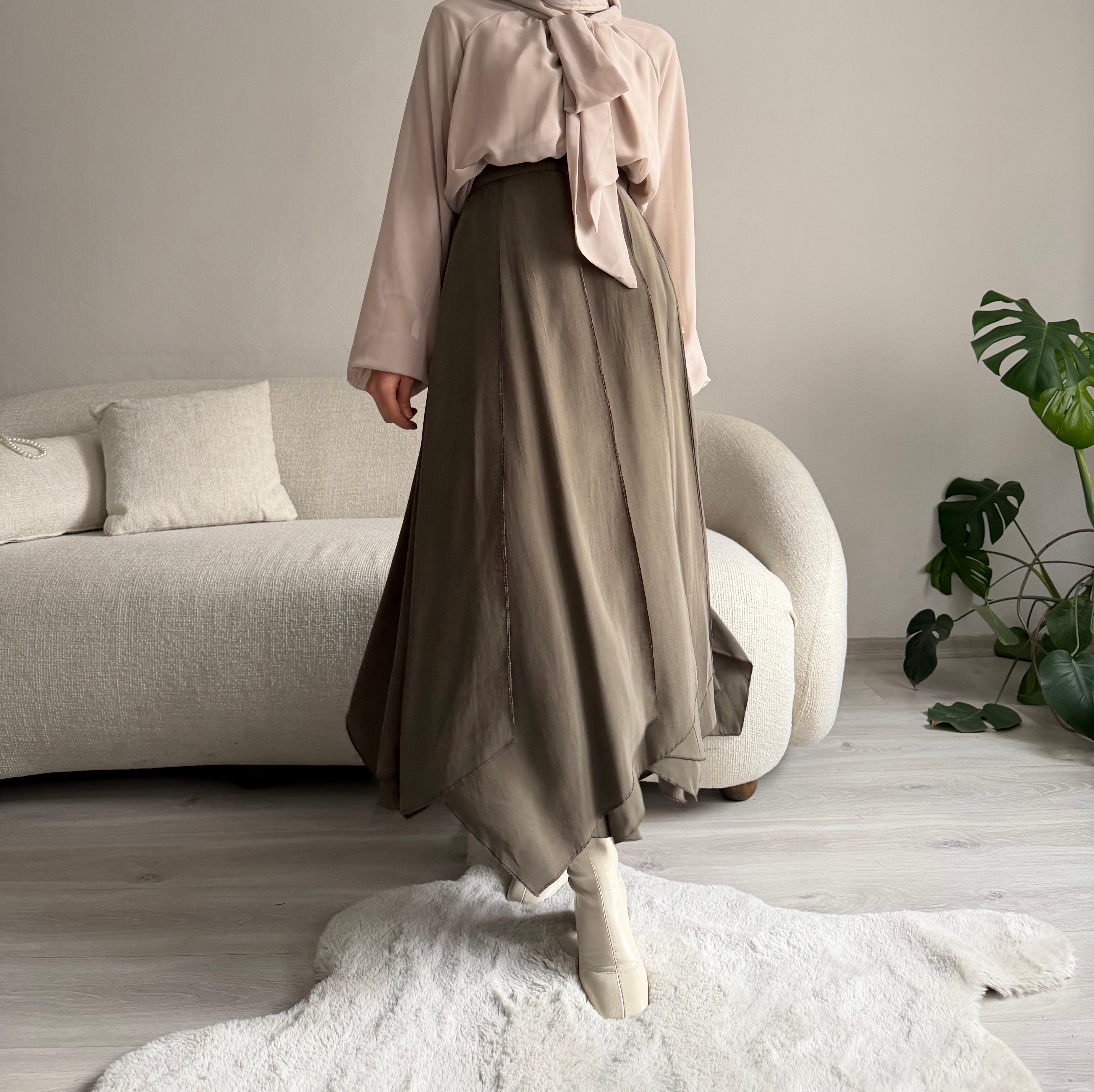 Haki Çok Parçalı Etek