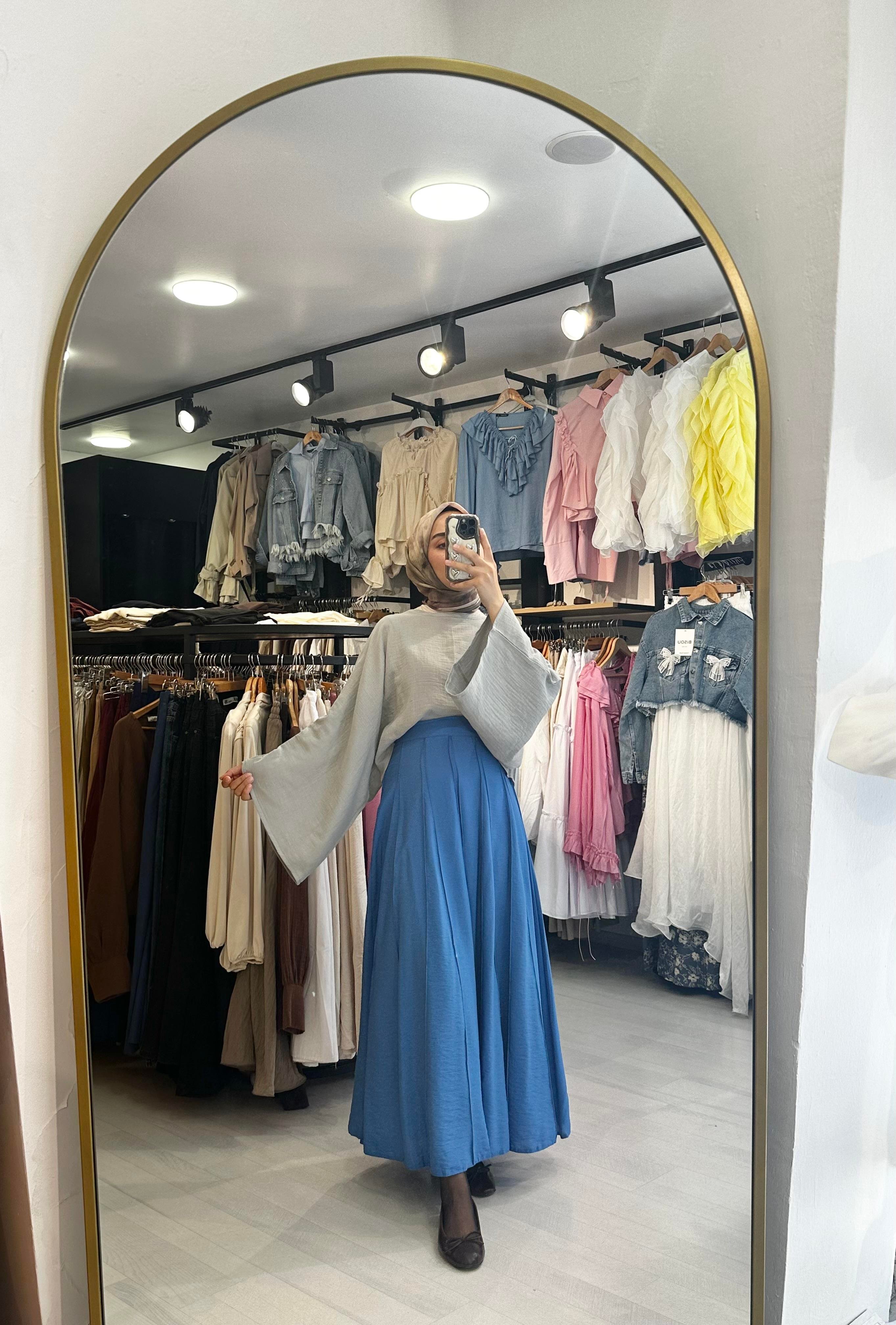 Mavi Krep Parçalı Kloş Etek