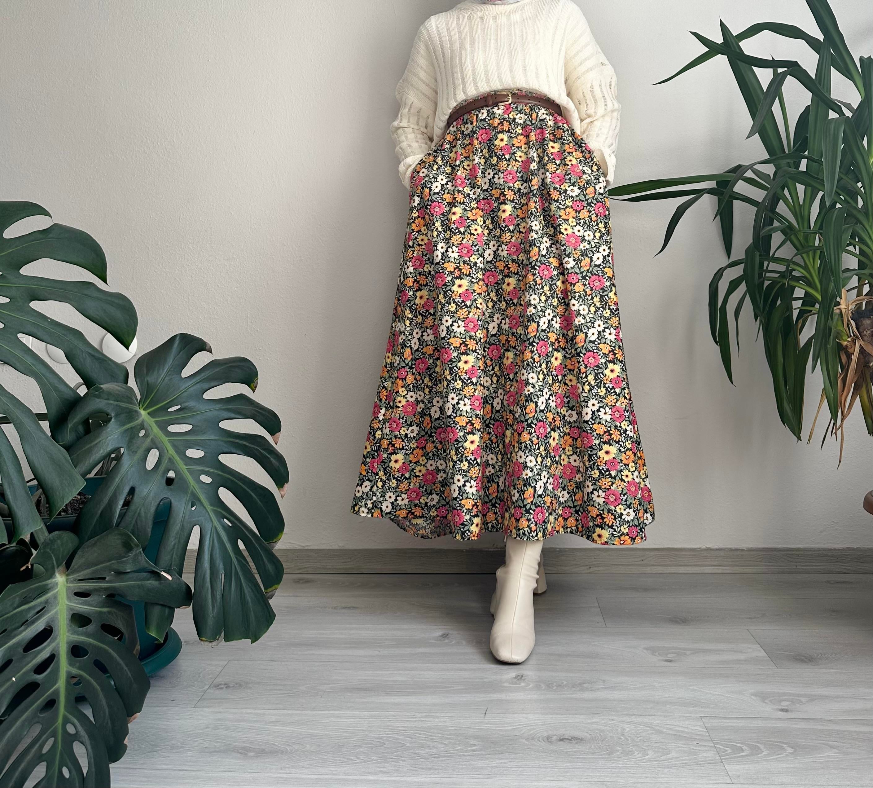 Renkli Garbenia Flow Etek