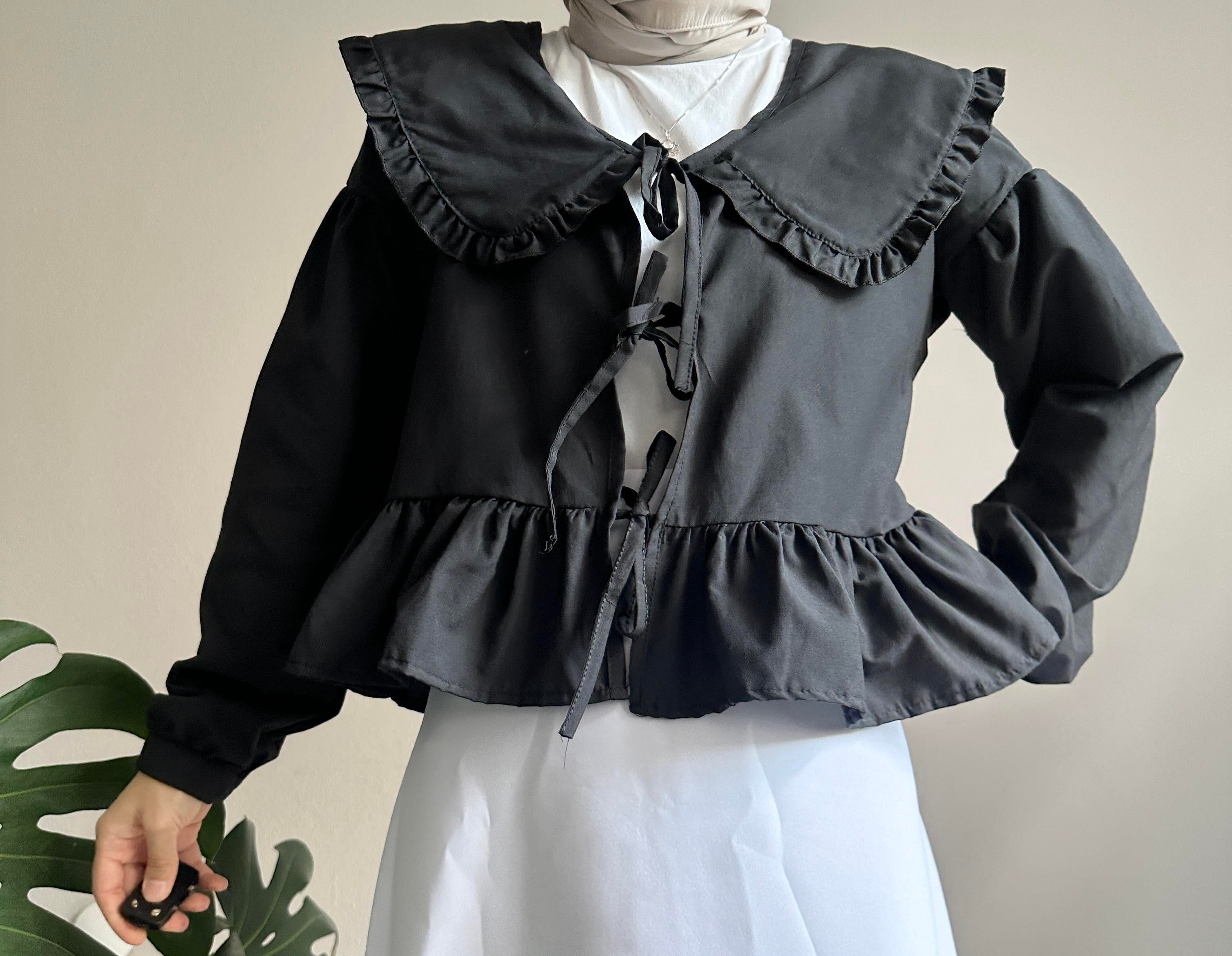 Siyah Bebe Yaka Gömlek