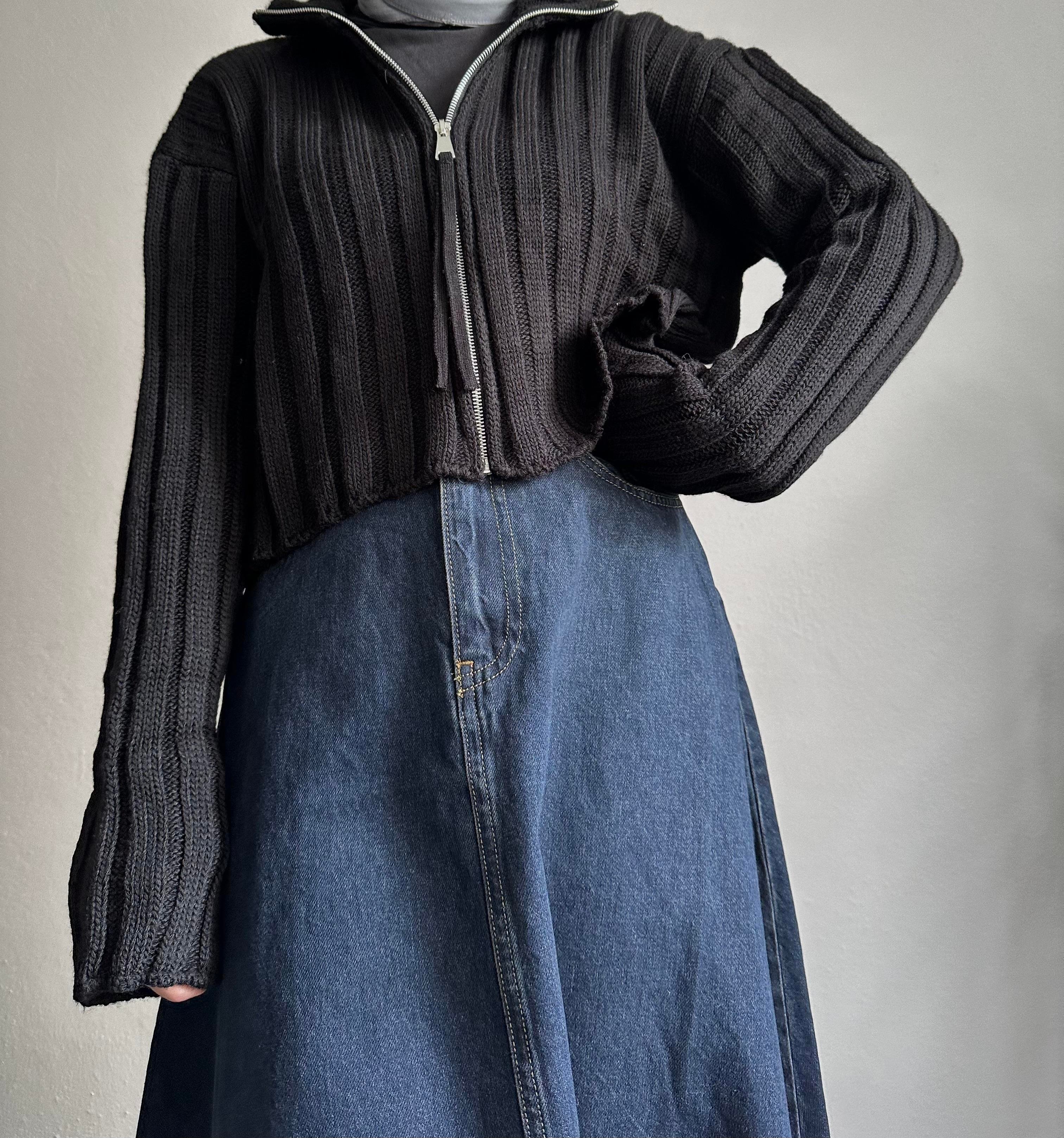 Siyah Fermuarlı Hırka