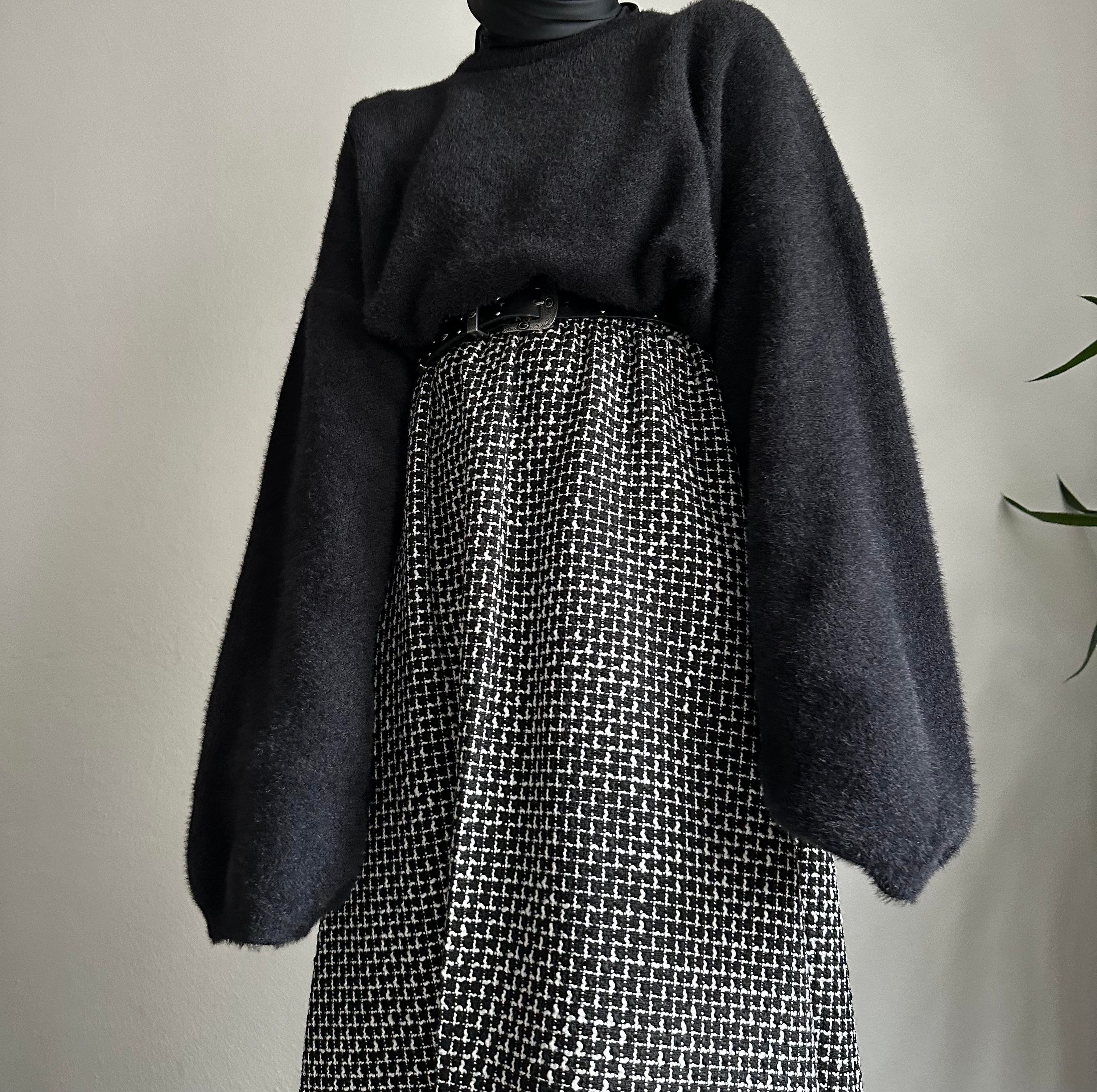 Siyah Peluş Oversize Kazak