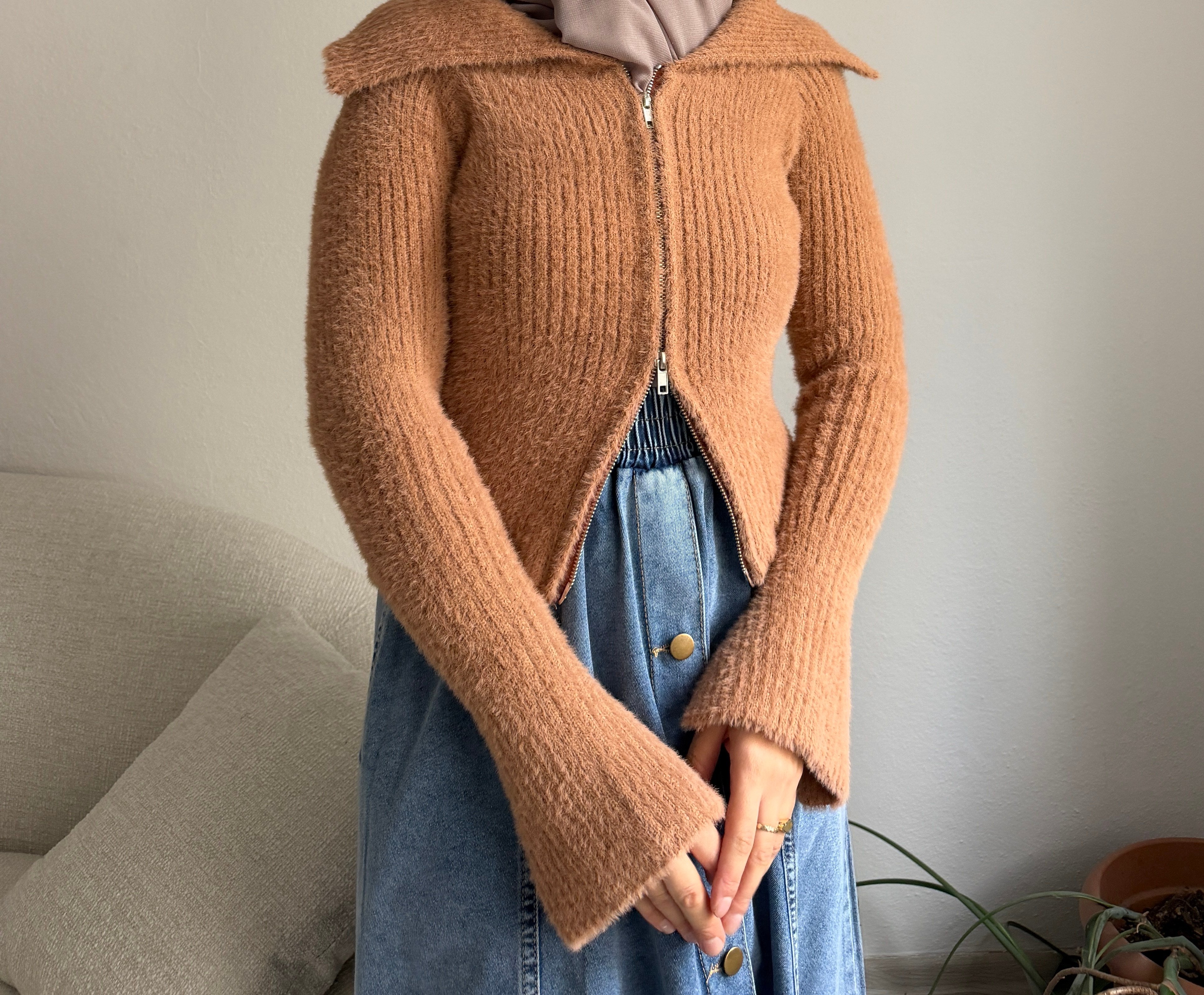 Taba Peluş Fermuarlı Hırka