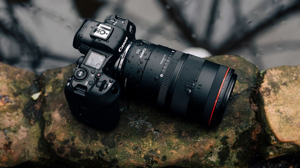 Canon RF 100mm F/2.8L Macro IS USM Lens