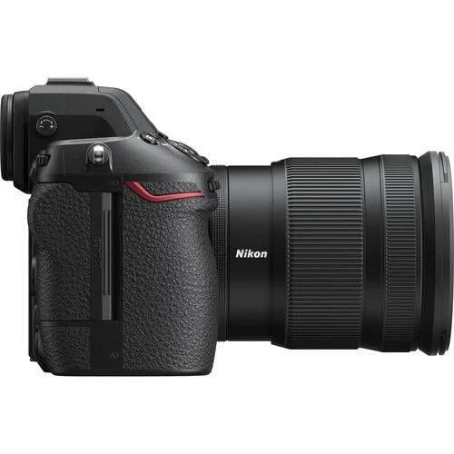 Nikon Z8 + 24-120 f/4 Lensli Kit