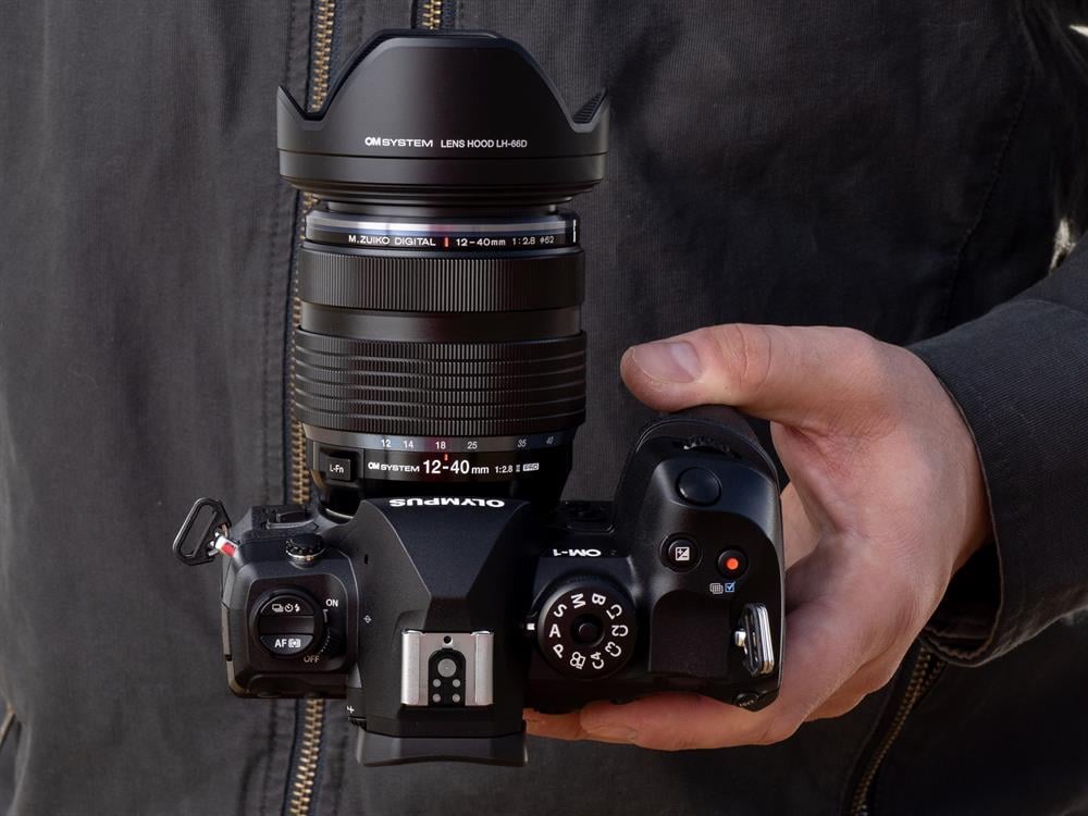 Olympus 12-40mm f/2.8 PRO II Lens -4000TL Geri Ödeme