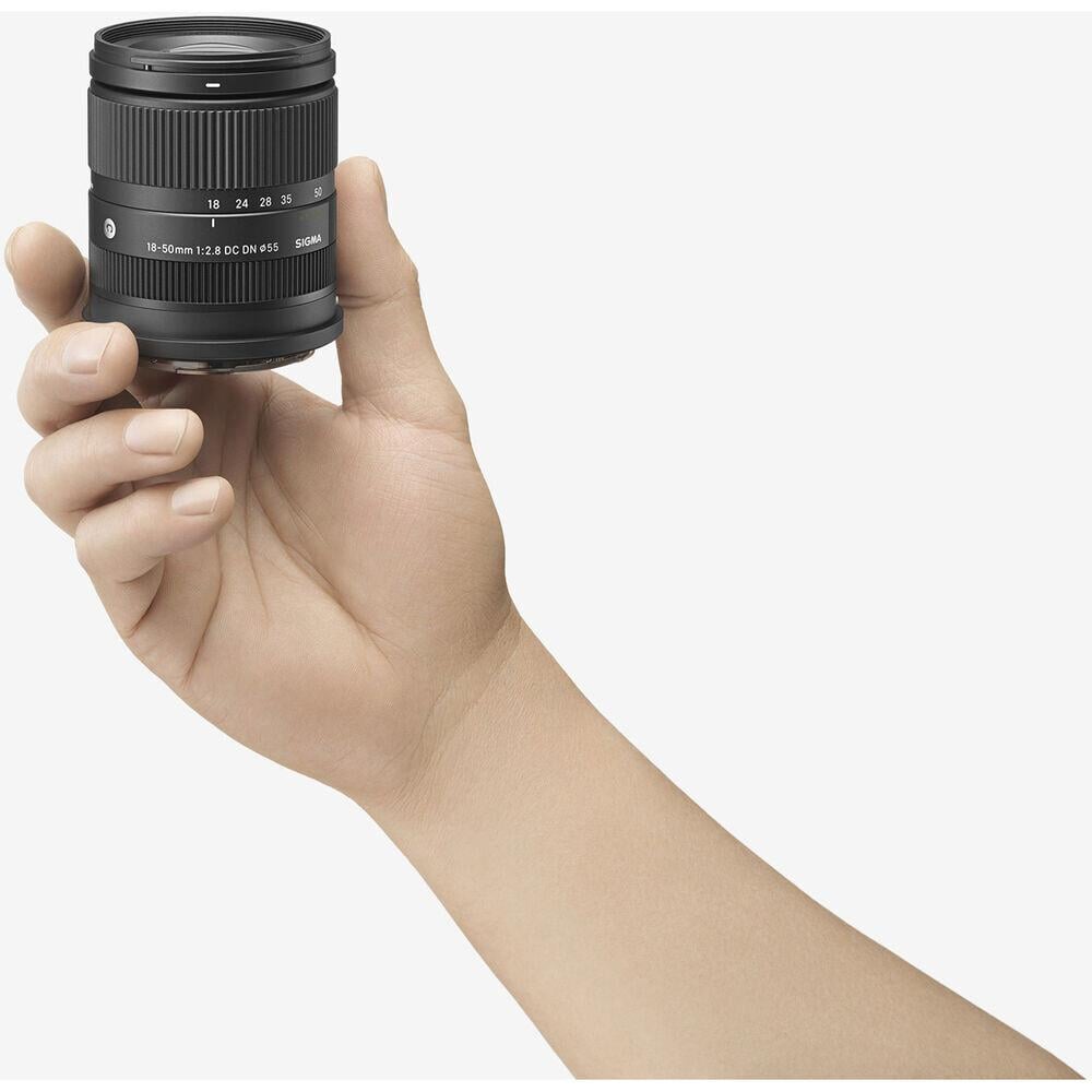 Sigma 18-50mm F/2.8 DC DN Contemporary Lens (Fujifilm X)