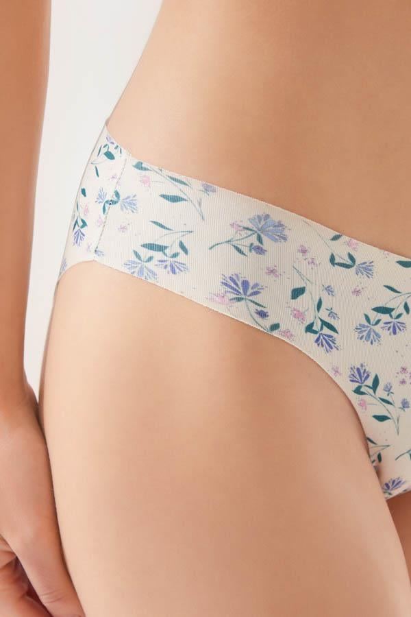 Red & White Flower Patterned  Laser Cut Seamless Bikini Cut Women Panty CH6102