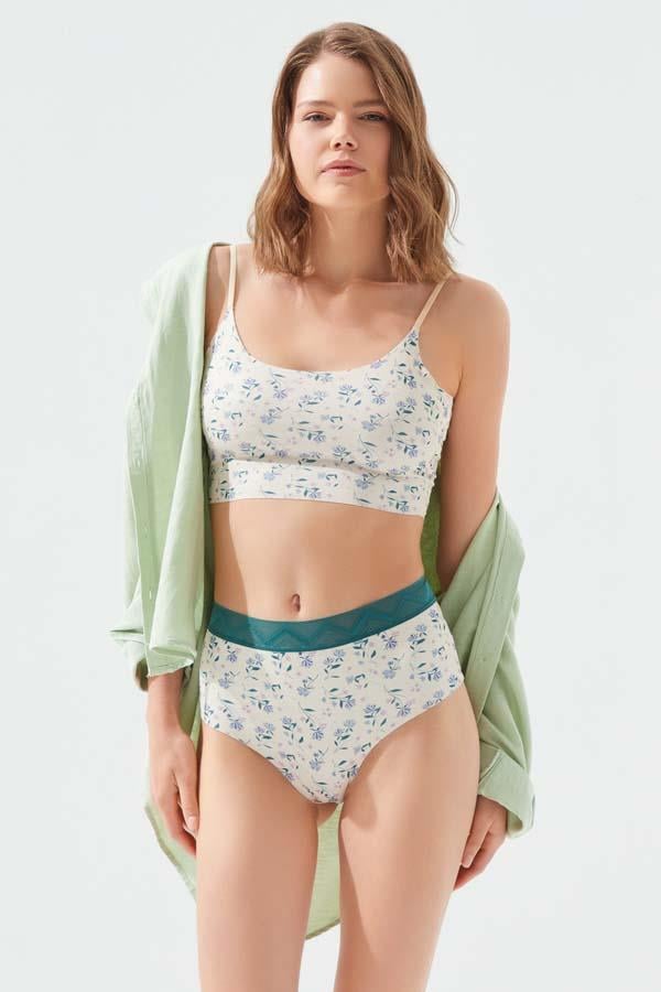 Red & White Flower Patterned High Waisted Laser Cut Seamless Bikini Cut Women Panty CH6101