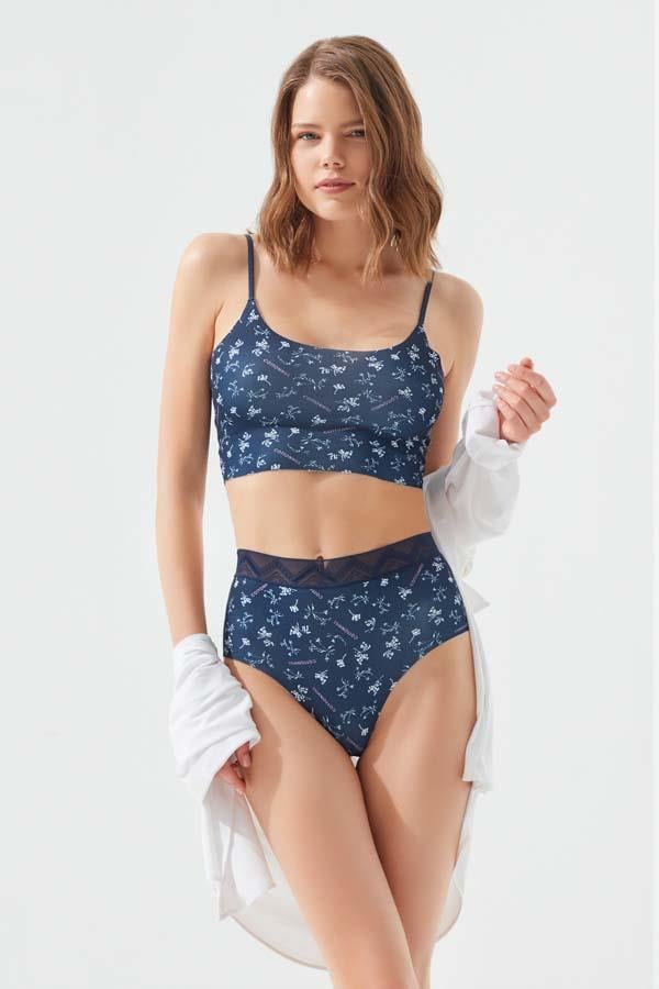 Red & White Flower Patterned High Waisted Laser Cut Seamless Bikini Cut Women Panty CH6101