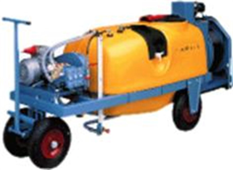 İLAÇLAMA TANKI 1000 lt