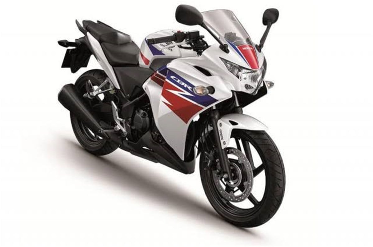 2012 Honda CBR125 Hrc Sağ Yan Grenaj Sticker Etiket Modeli